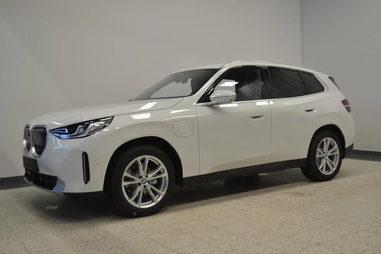 BMW X3 NOK-758 carousel image