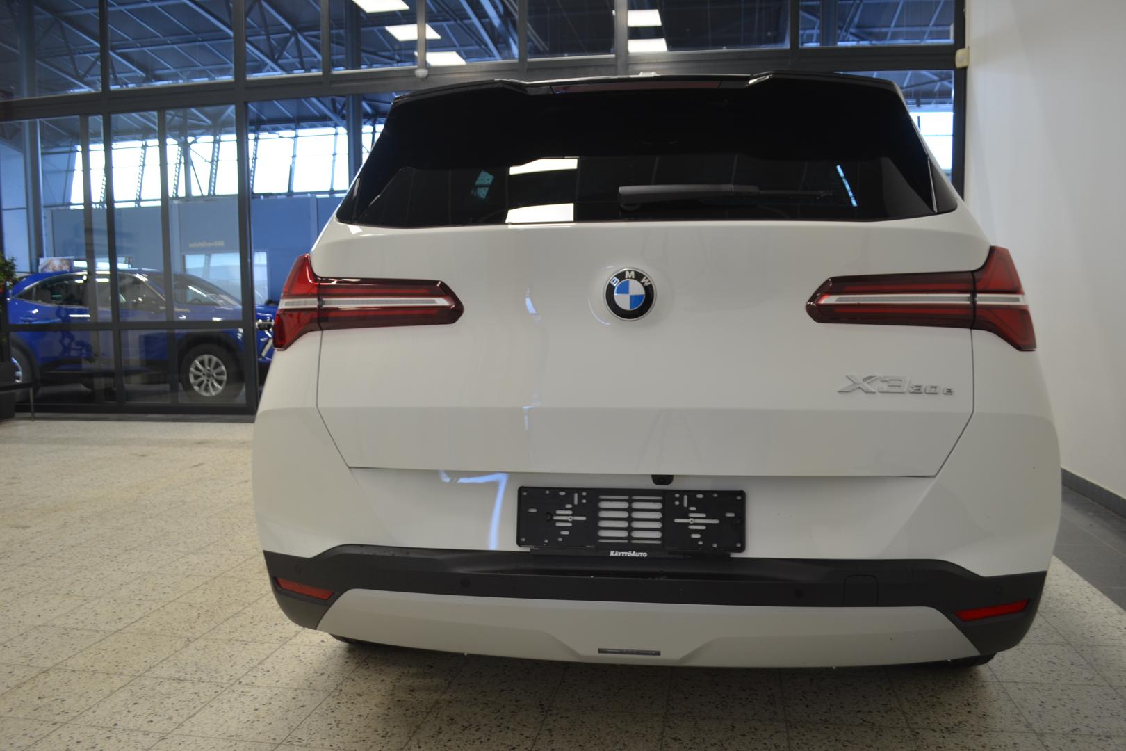 BMW X3 G45 30e xDrive A Charged Edition 2026, kuva 5/27