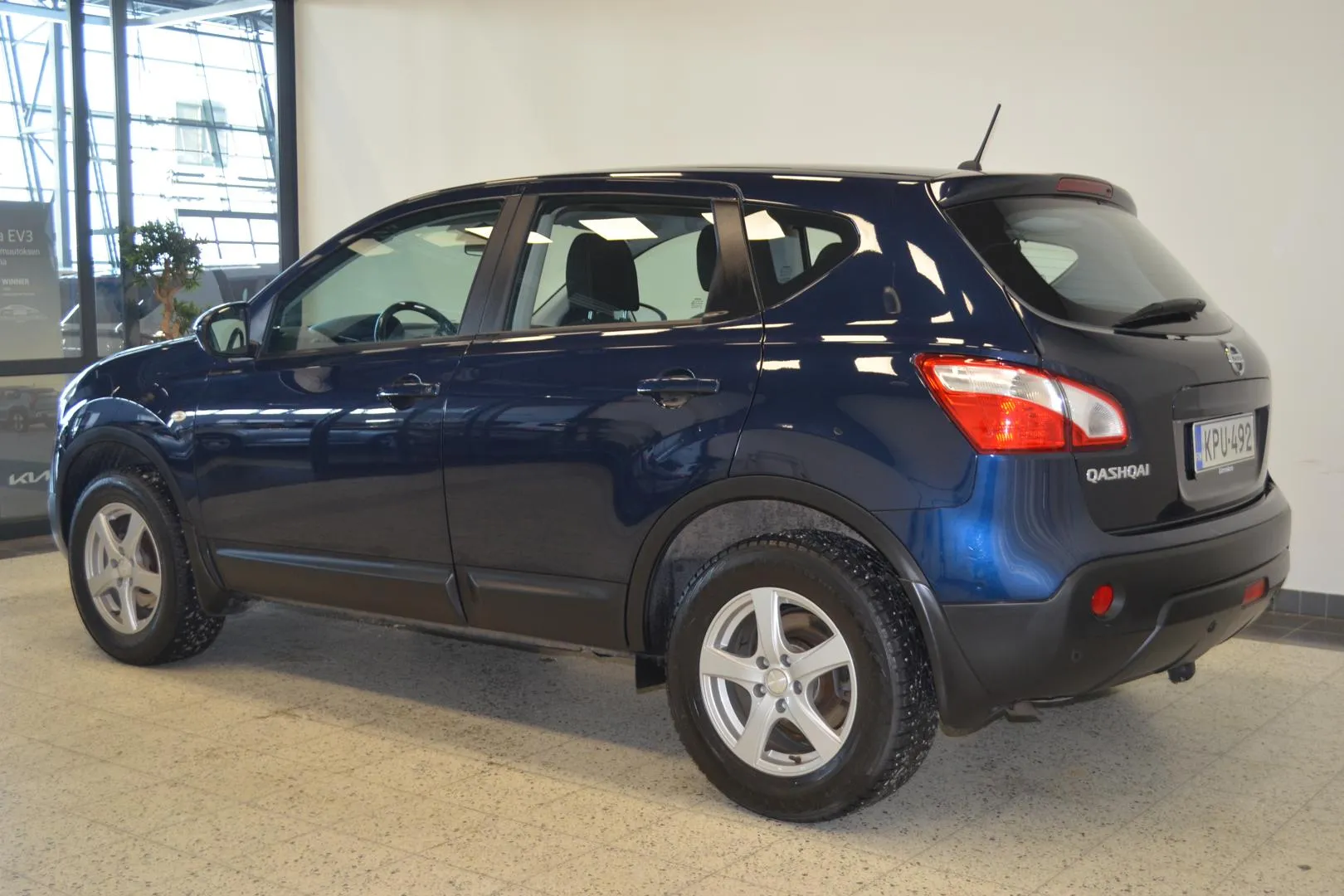 NISSAN Qashqai KPU-492 carousel image