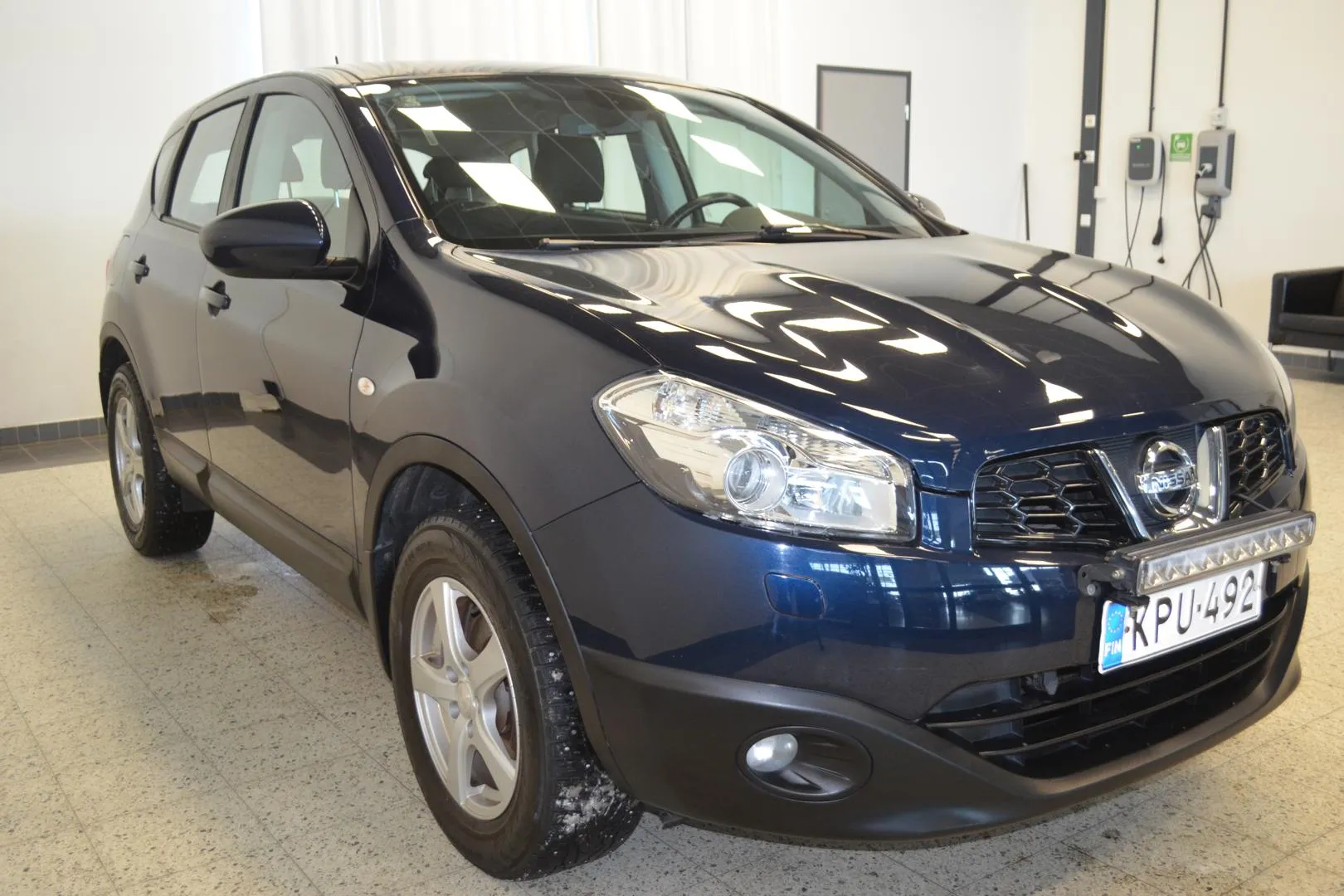 NISSAN Qashqai KPU-492 carousel image