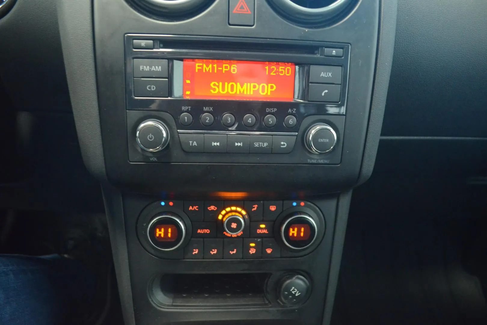 NISSAN Qashqai KPU-492 carousel image