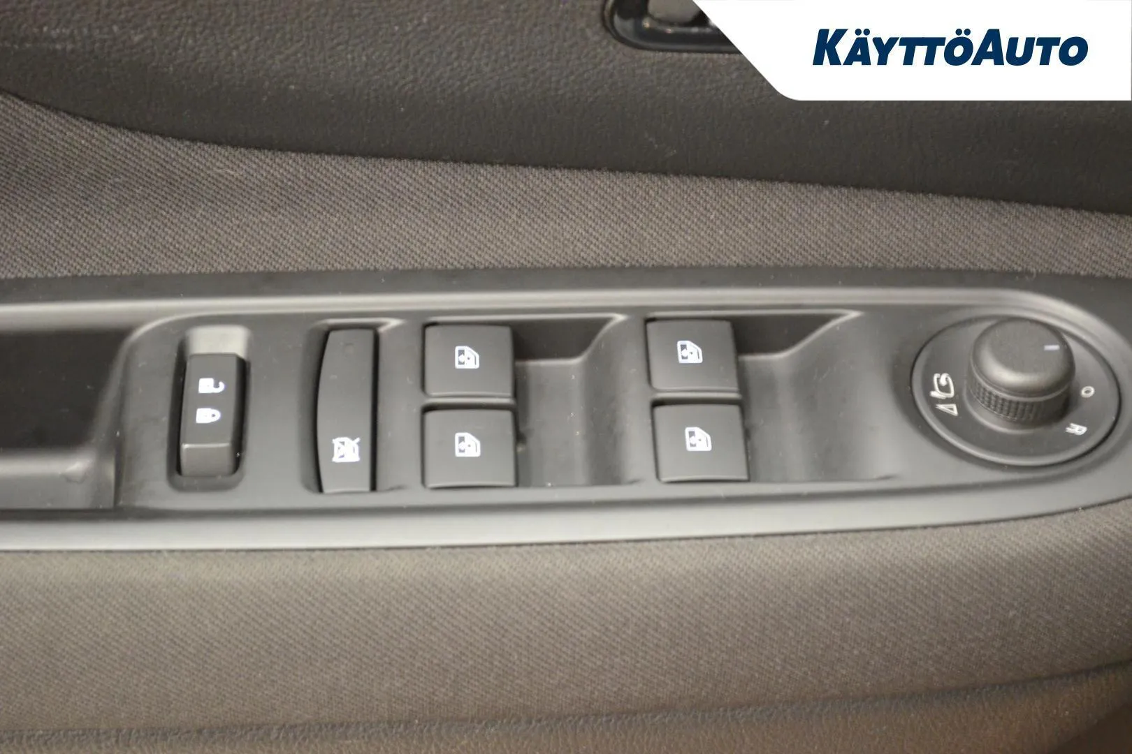 OPEL Mokka GNF-252 carousel image