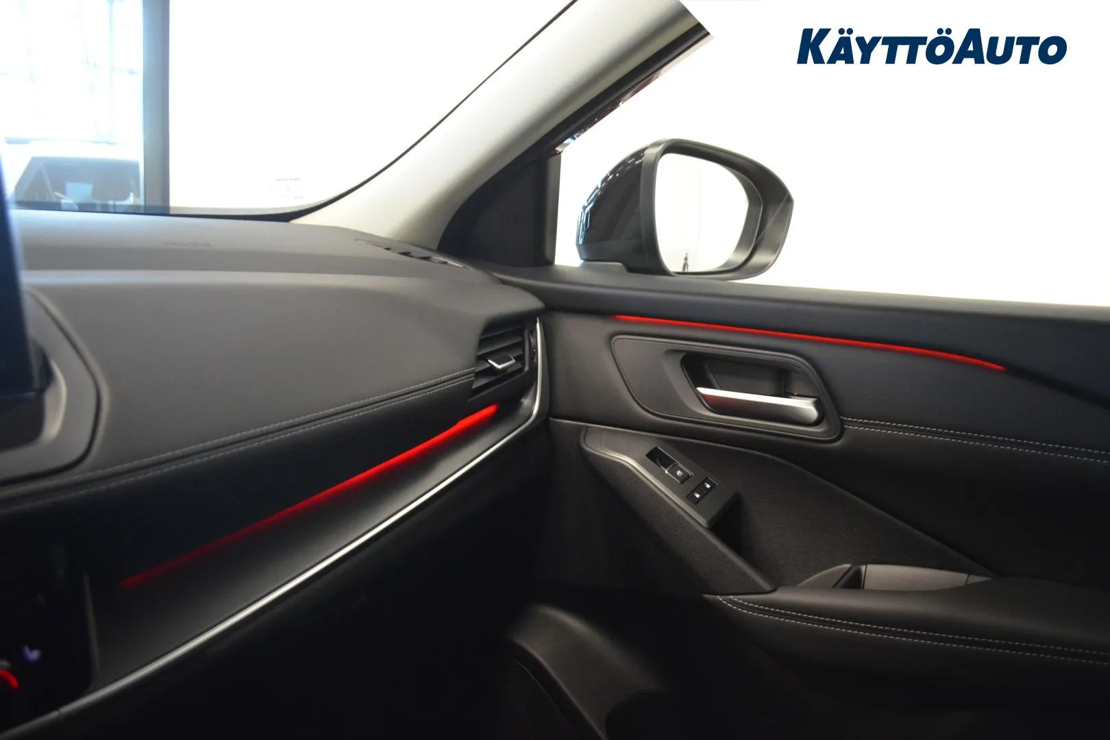 Nissan Qashqai SRN-606 carousel image