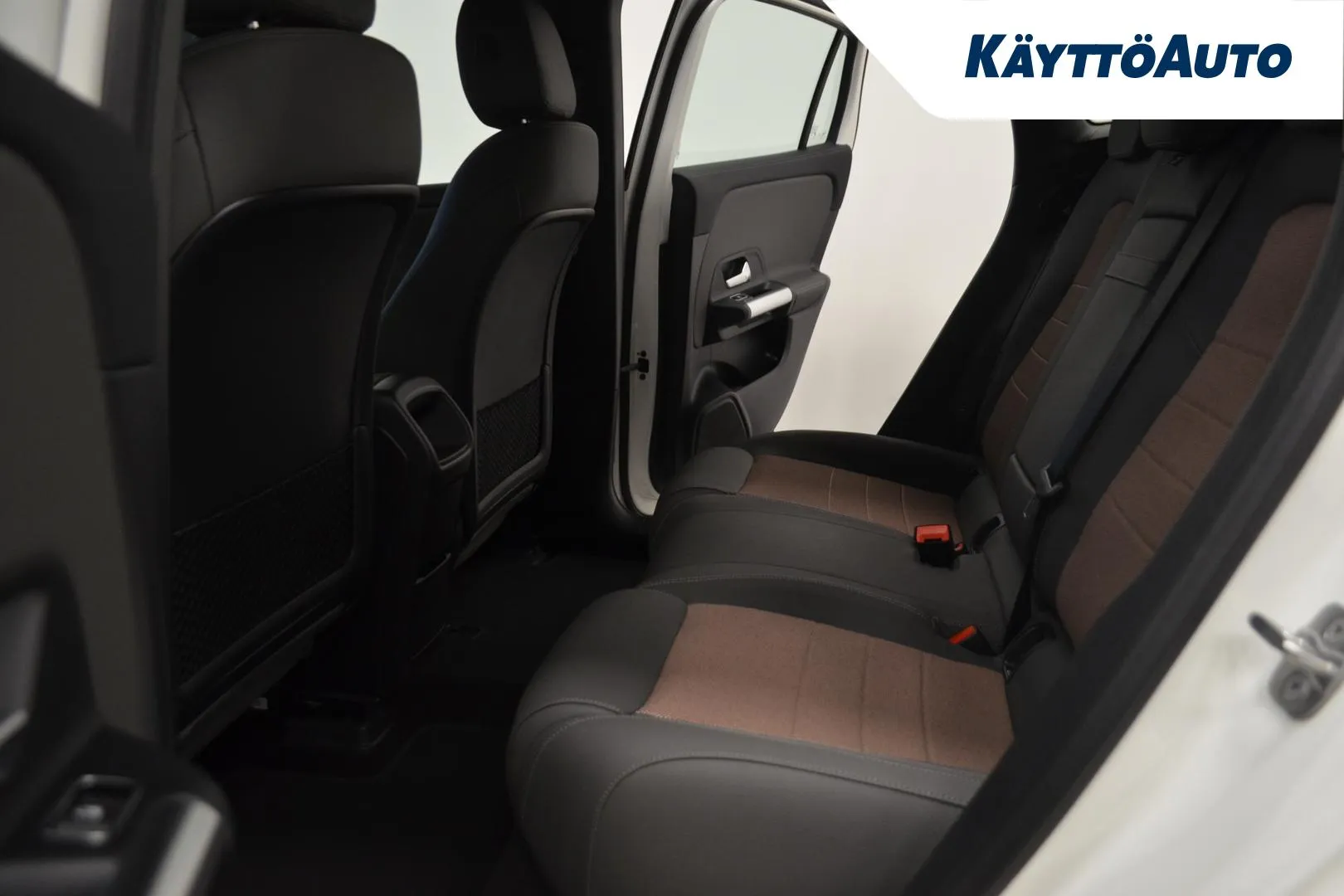 Mercedes-Benz EQA KXP-853 carousel image