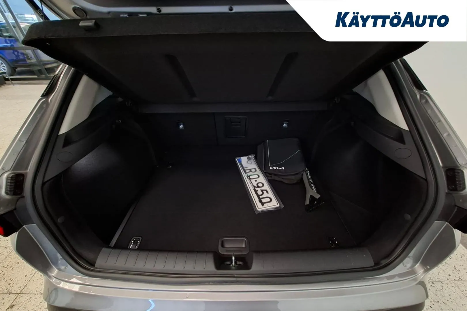 Kia K4 SRO-950 carousel image