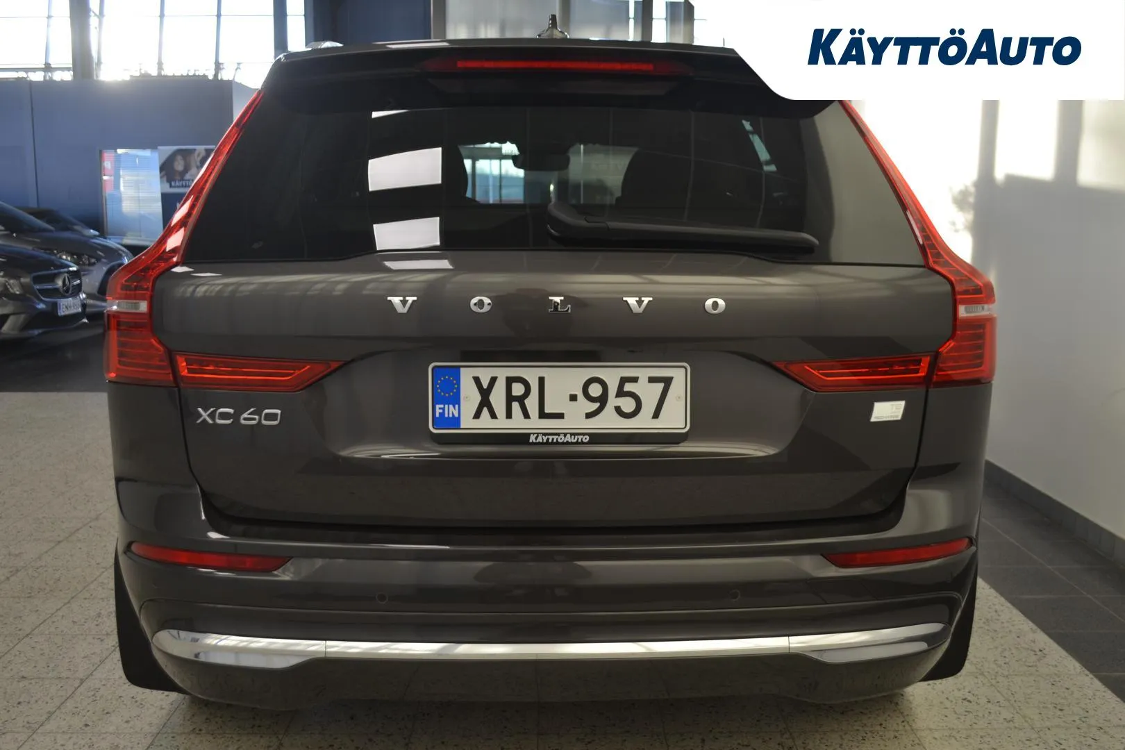 VOLVO XC60 XRL-957 carousel image