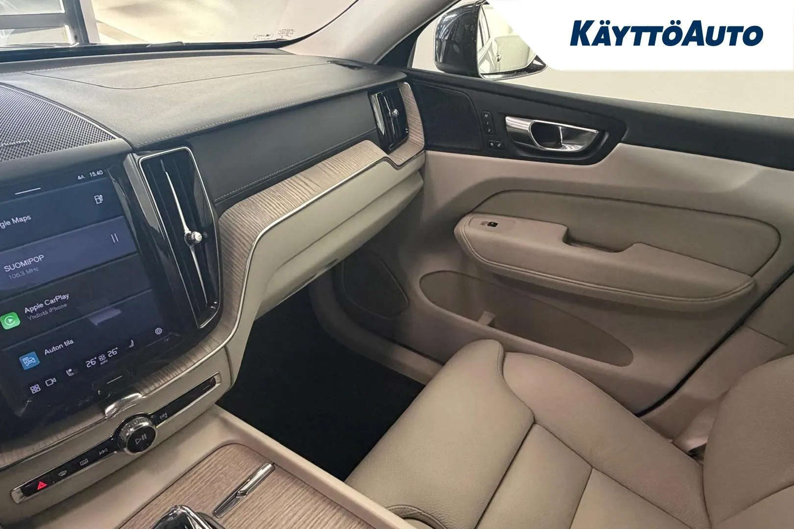 VOLVO XC60 XRL-957 carousel image