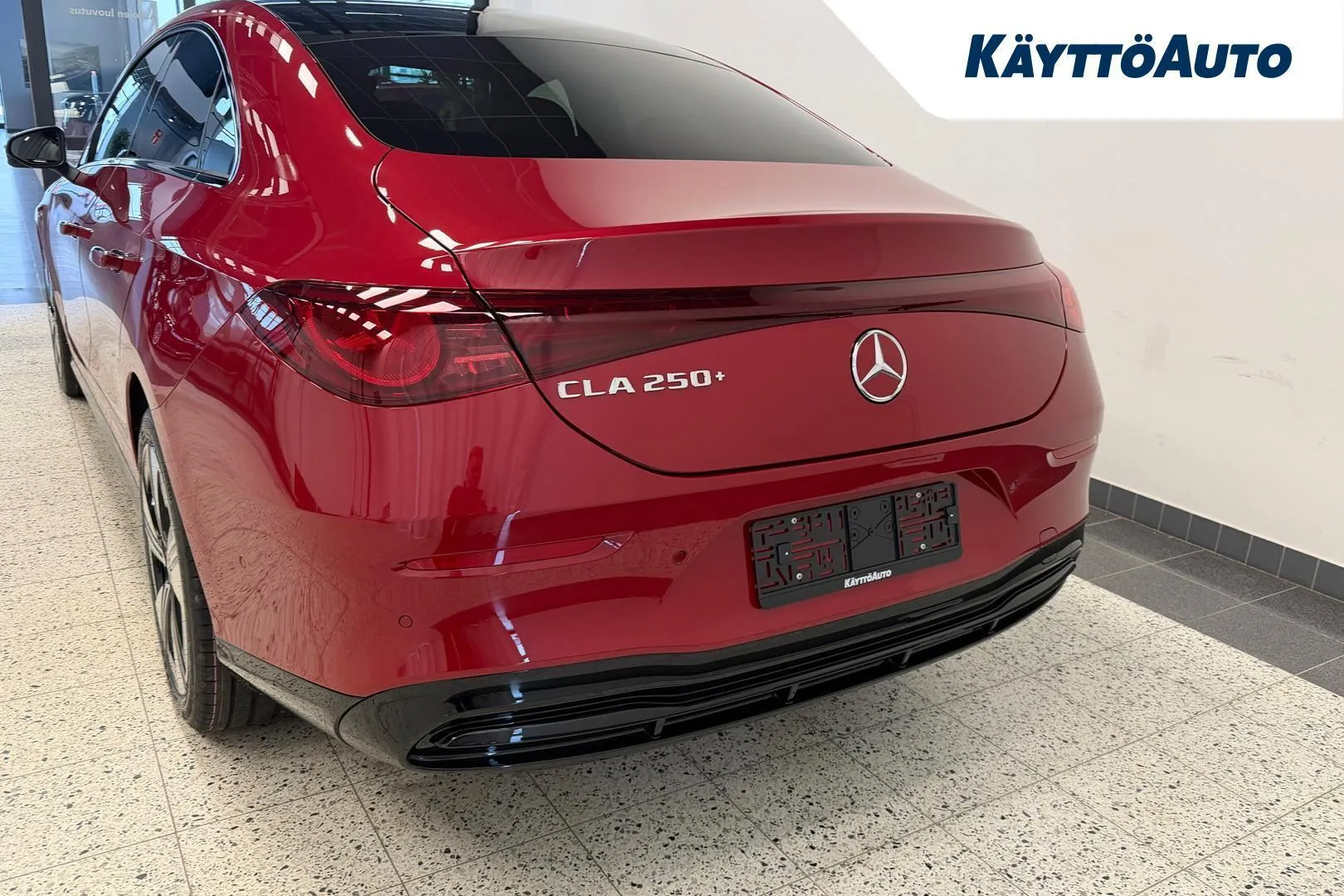 Mercedes-Benz CLA YMJ-377 carousel image