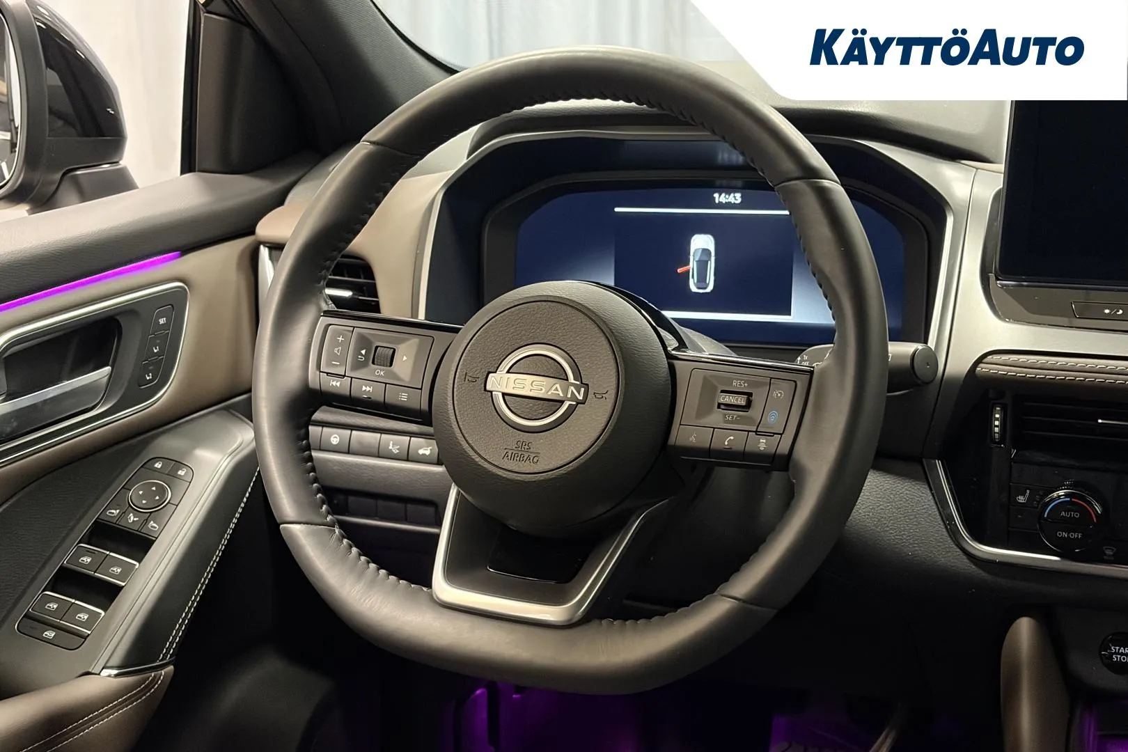Nissan Qashqai KVV-393 carousel image