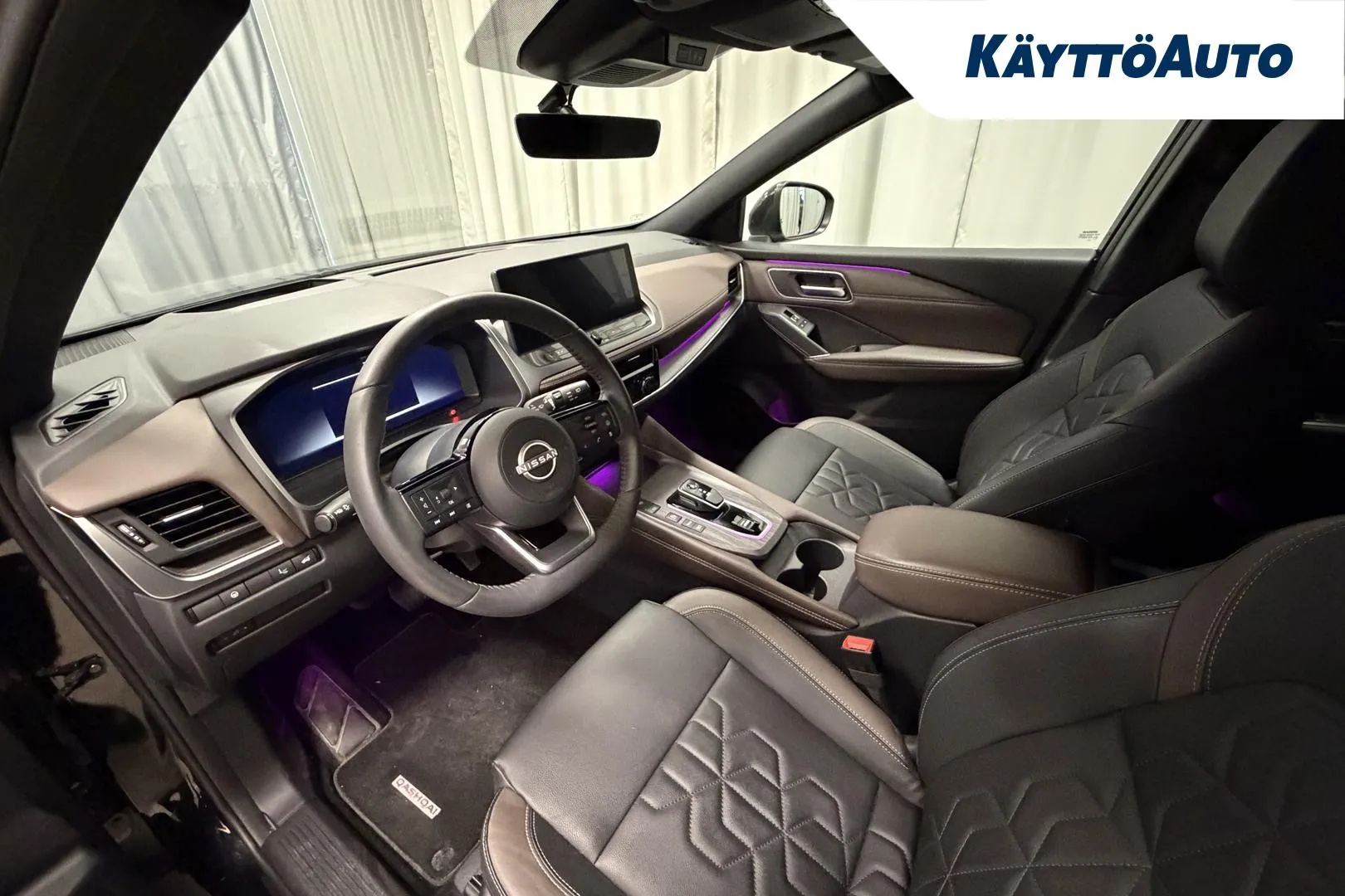 Nissan Qashqai KVV-393 carousel image