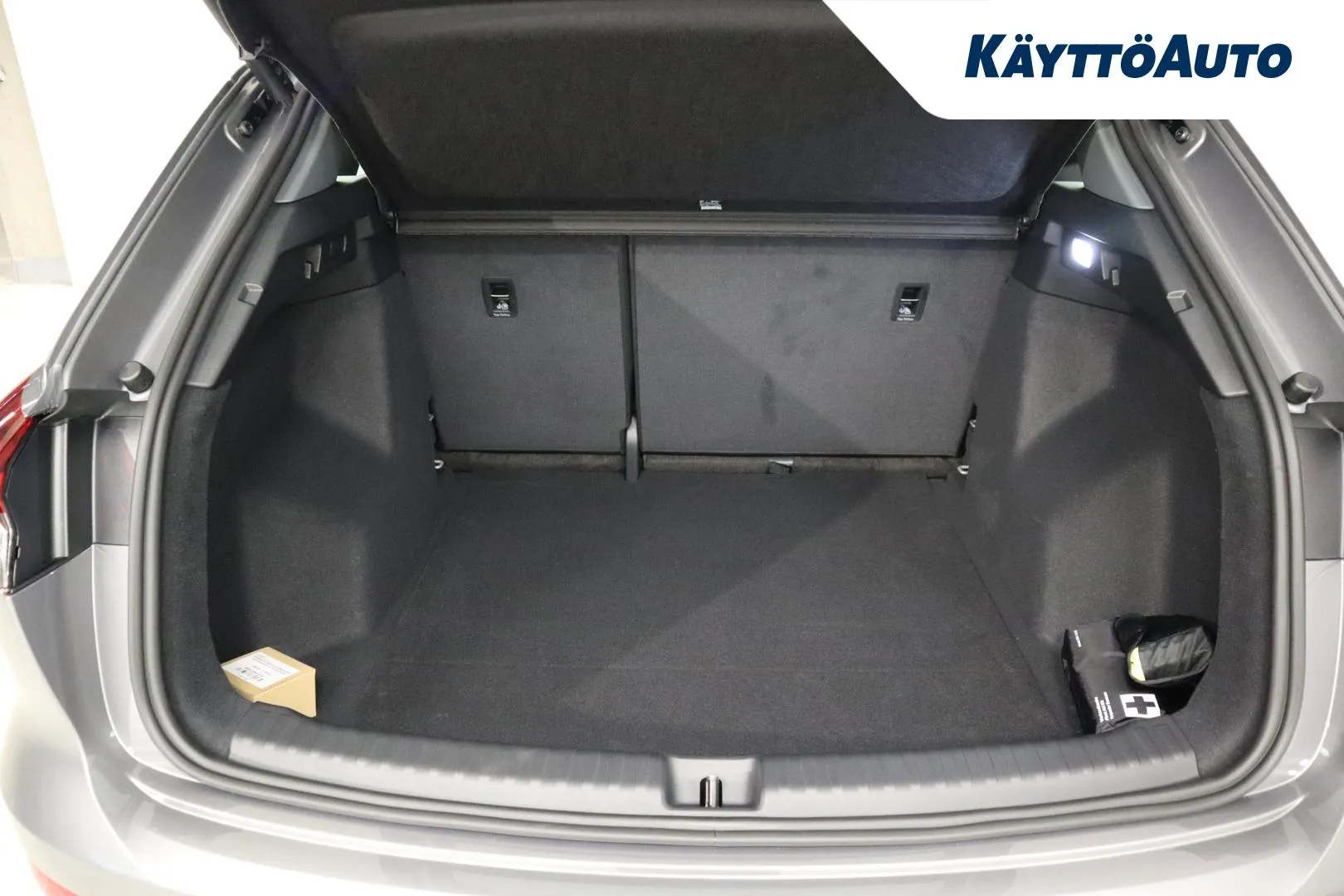 Audi Q4 e-tron KXJ-561 carousel image