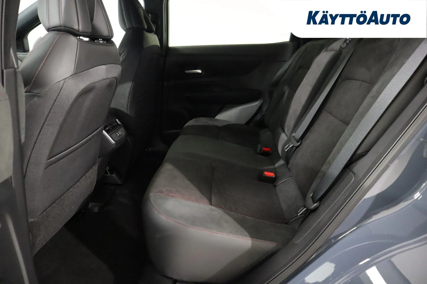 Nissan Ariya NOB-260 carousel image