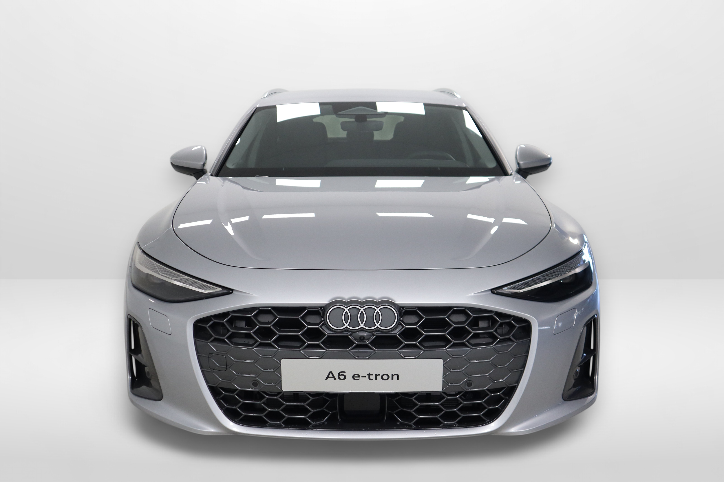 Audi A6 Avant e-hybrid quattro 220 kW 2026, photo 6/26