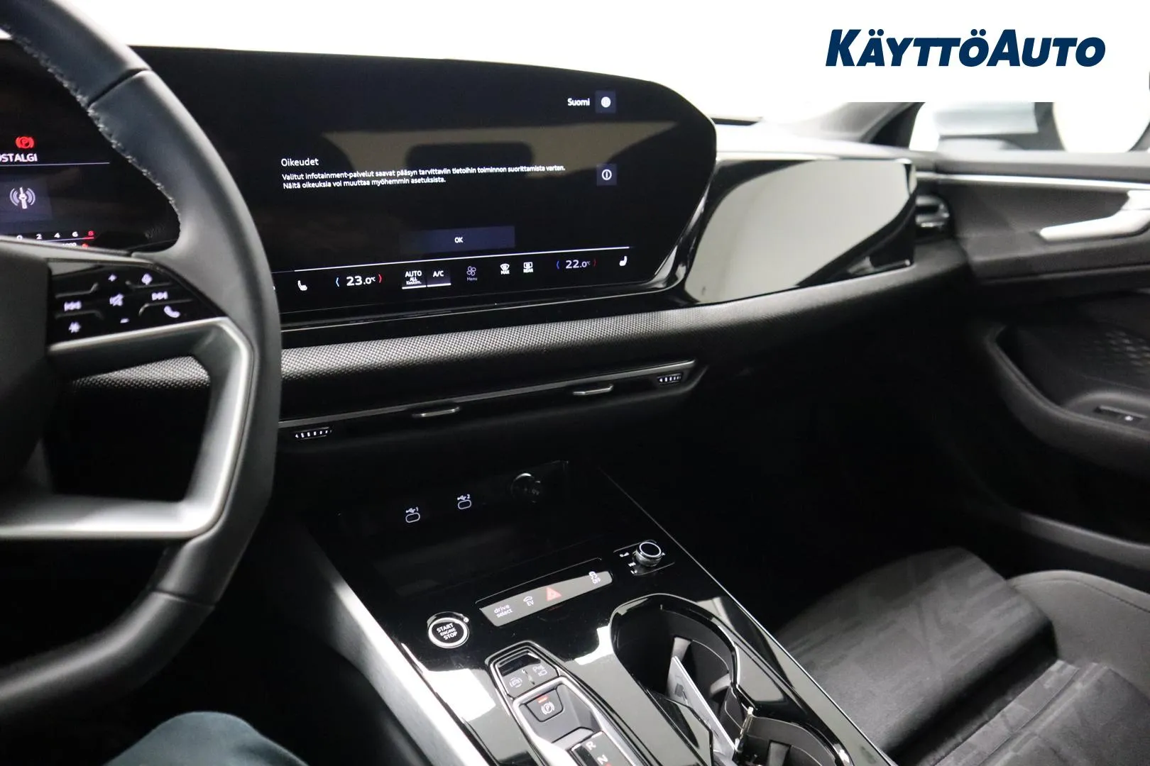 Audi A6 EVR-702 carousel image