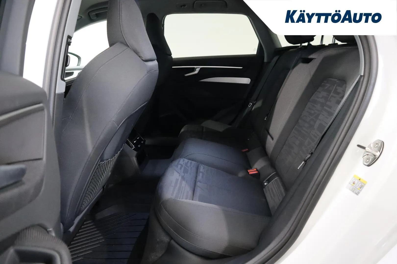 Audi A6 CSK-224 carousel image