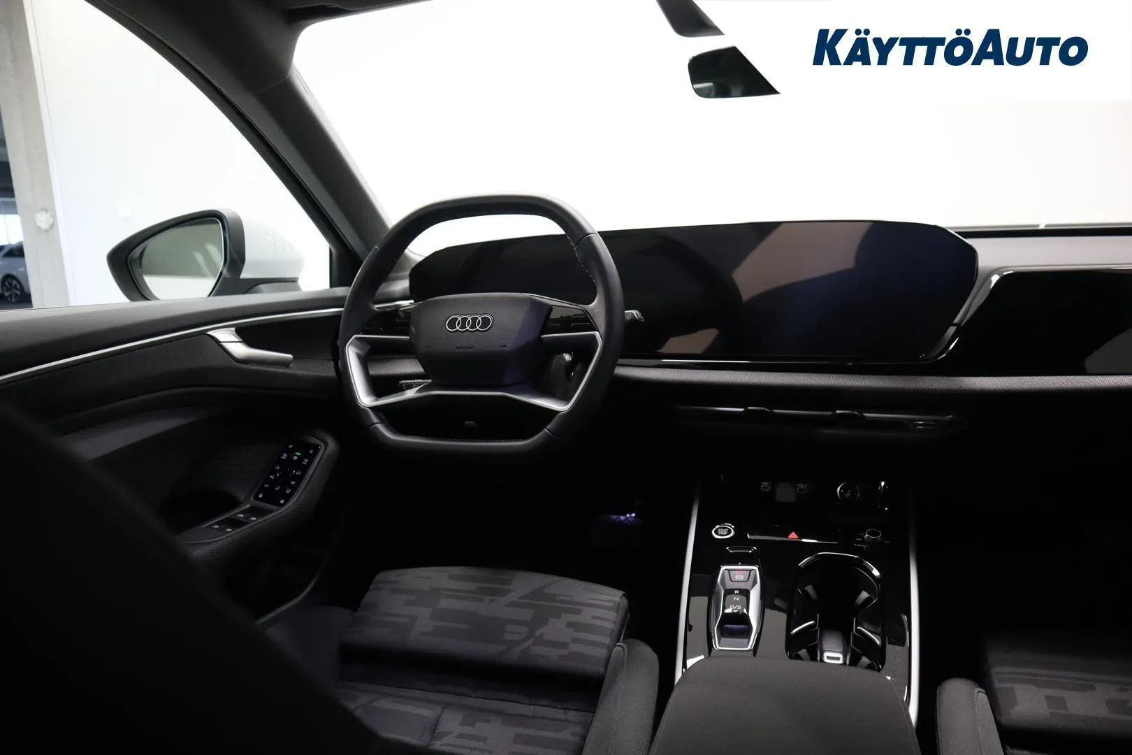 Audi A6 CSK-224 carousel image