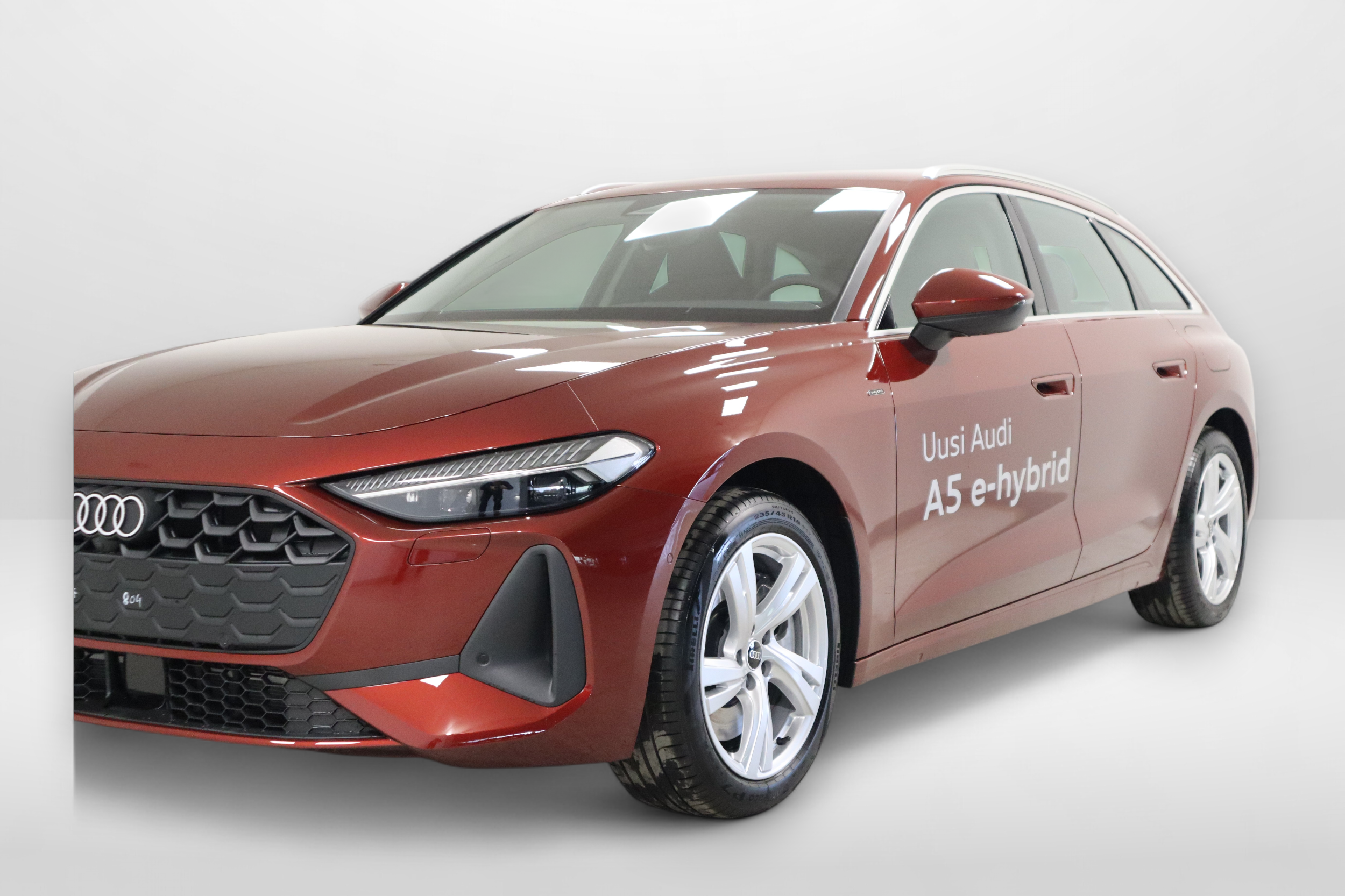 Audi A5 Avant e-hybrid quattro 220 kW 2025, kuva 4/22