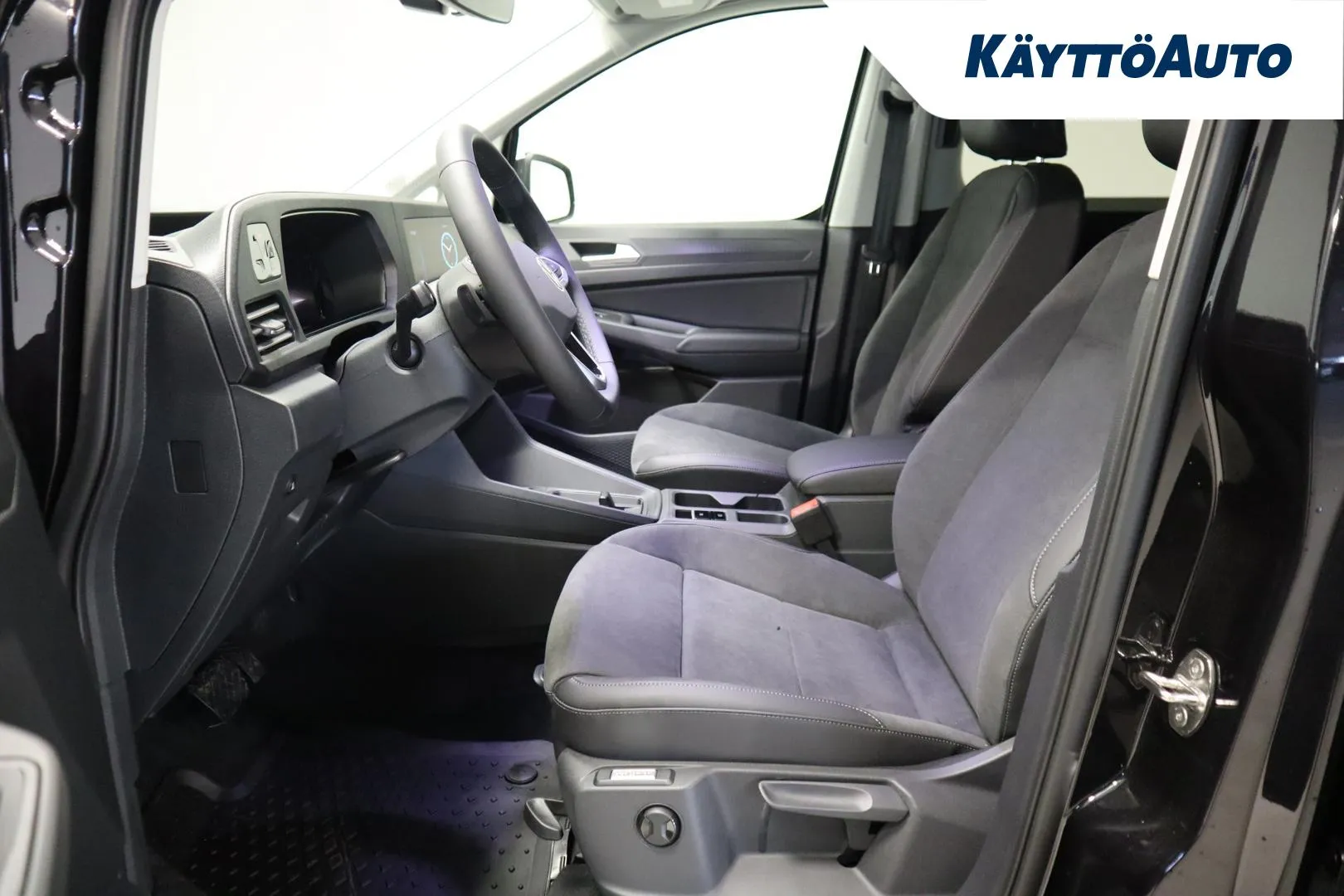 Volkswagen Caddy Maxi JOC-394 carousel image