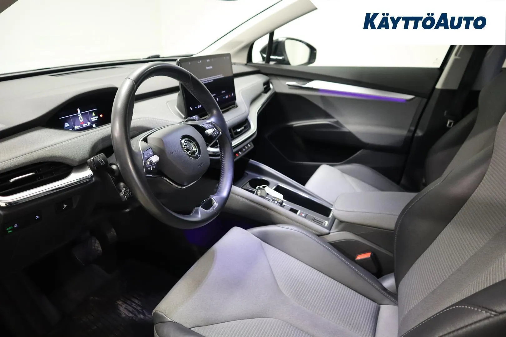 Skoda Enyaq LSE-183 carousel image