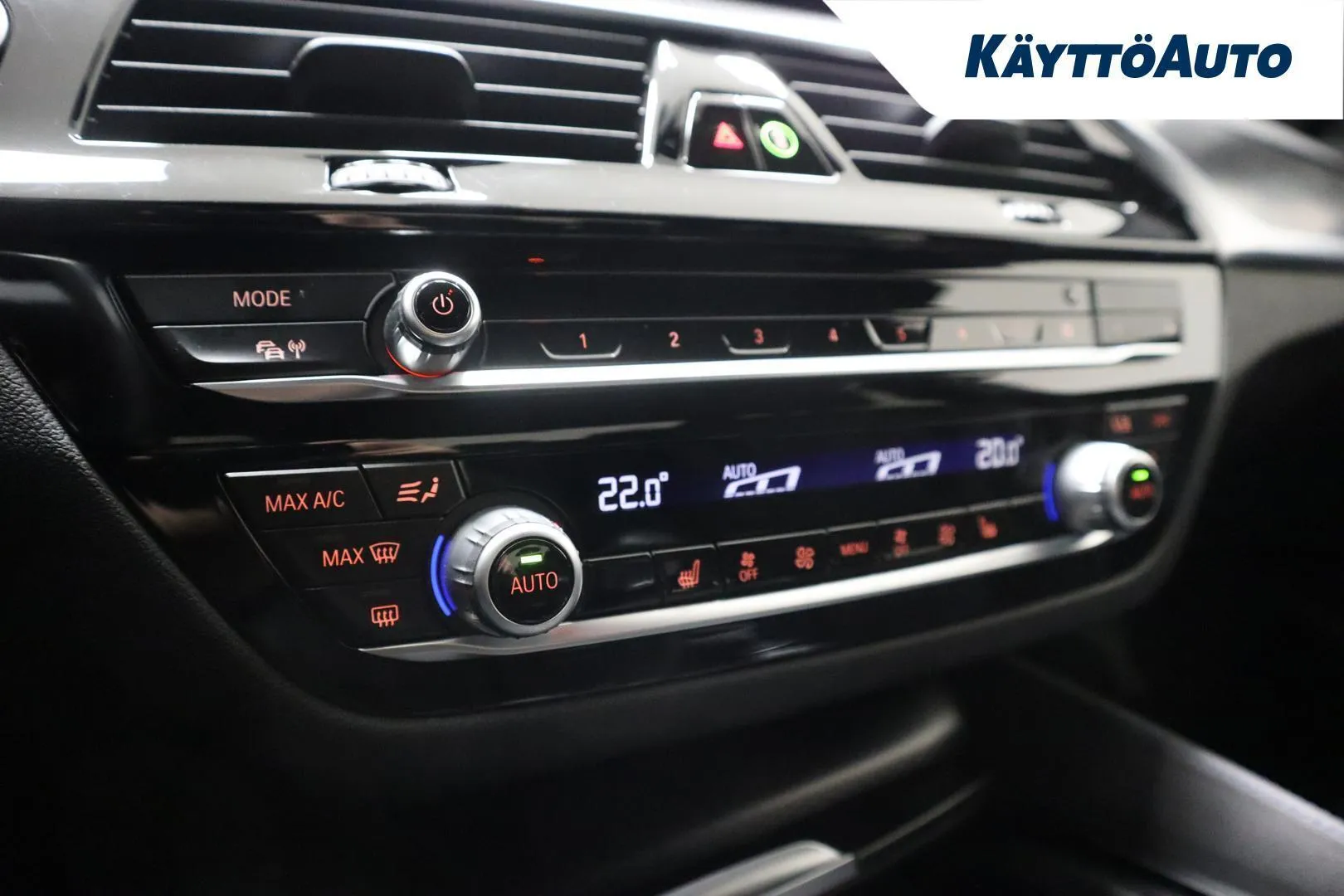 BMW 530 KUA-749 carousel image