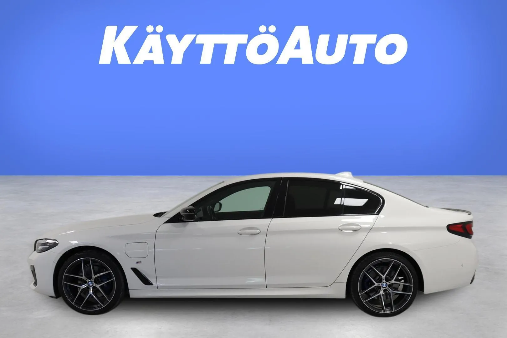 BMW 530 KUA-749 carousel image