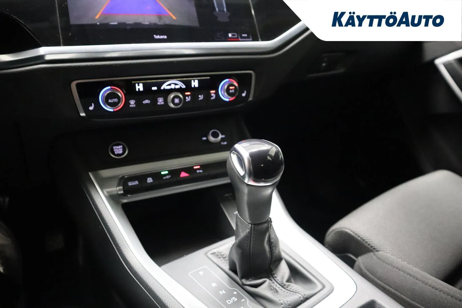 Audi Q3 IPS-869 carousel image