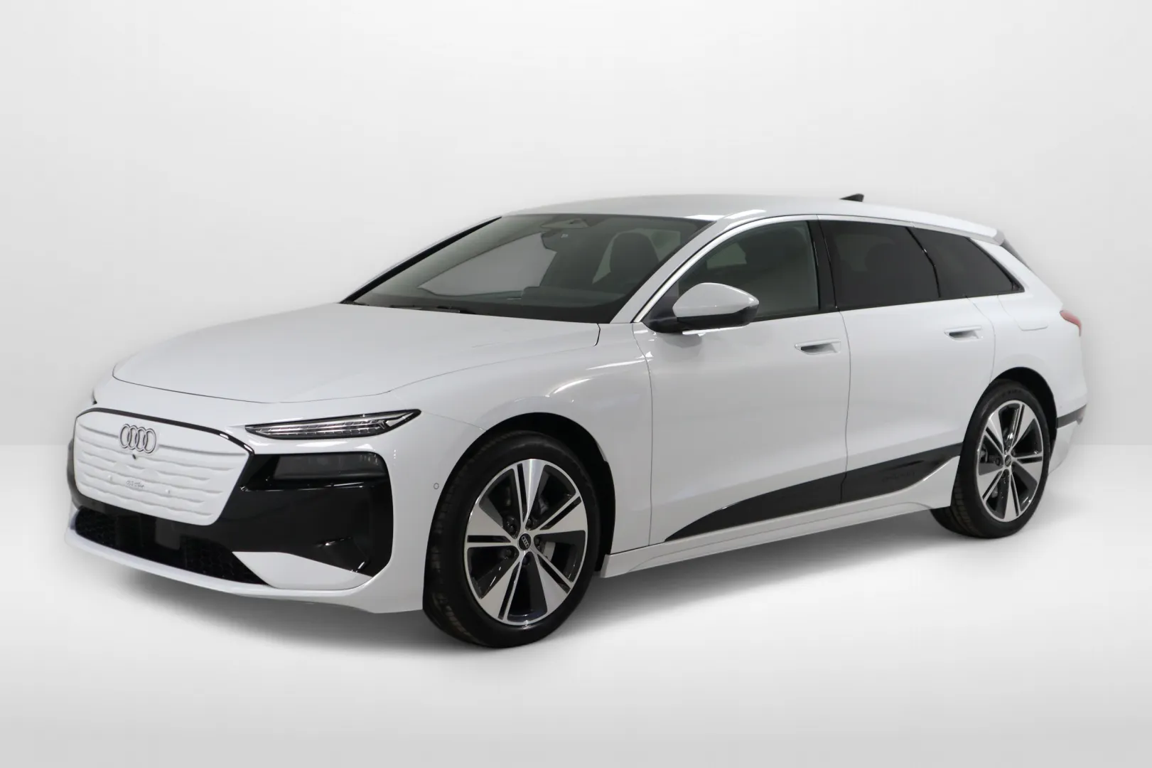 Audi A6 e-tron KXO-382 carousel image