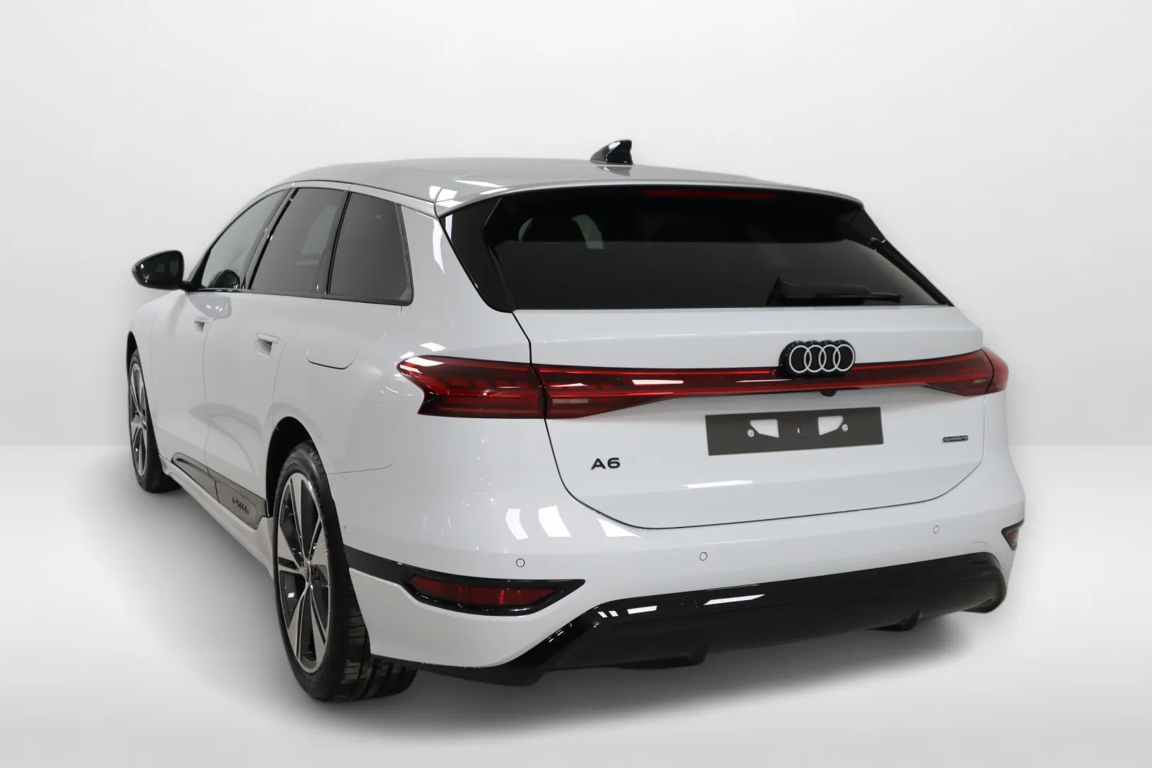 Audi A6 e-tron KXO-382 carousel image