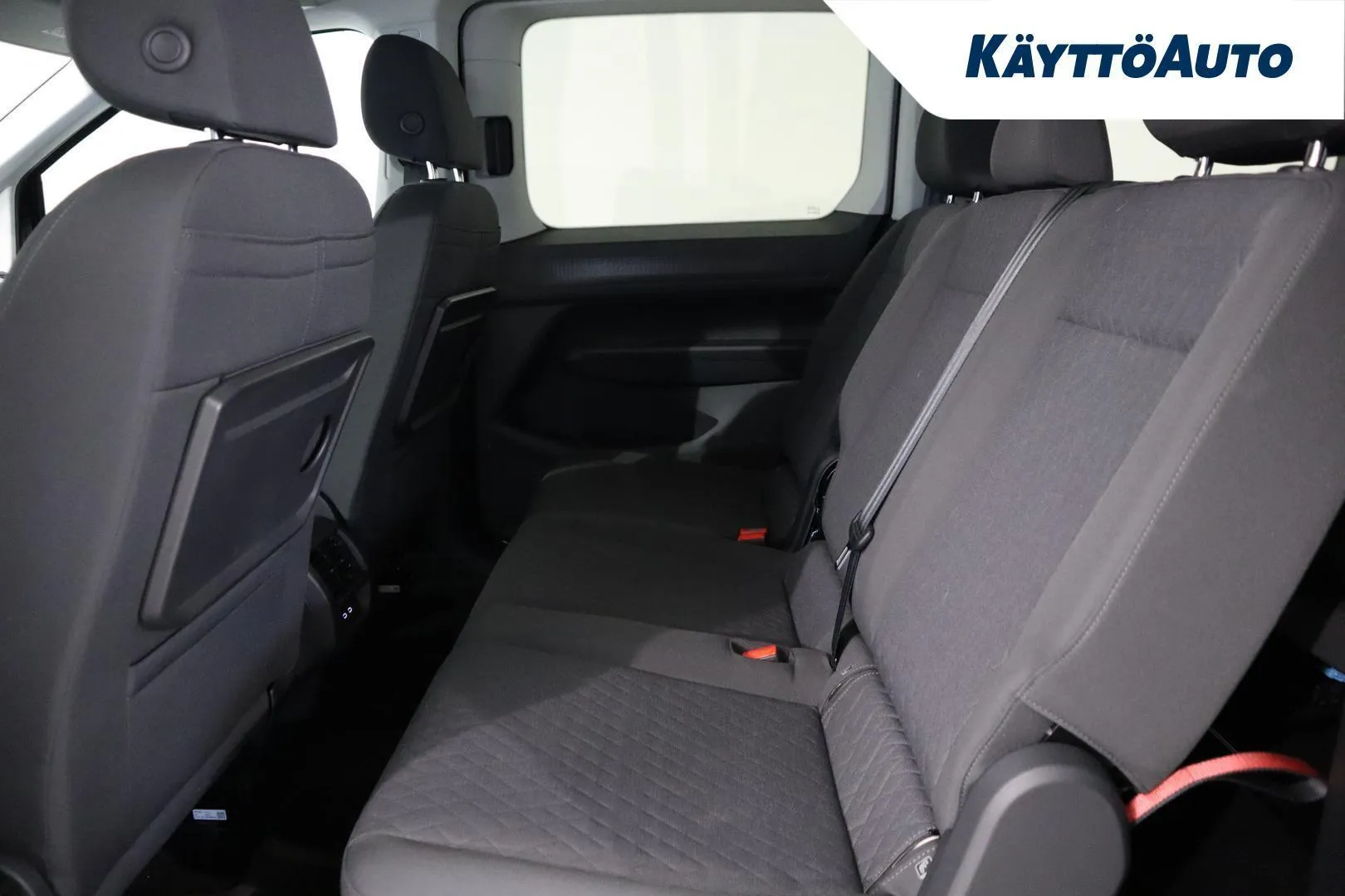 VOLKSWAGEN Caddy FSJ-677 carousel image
