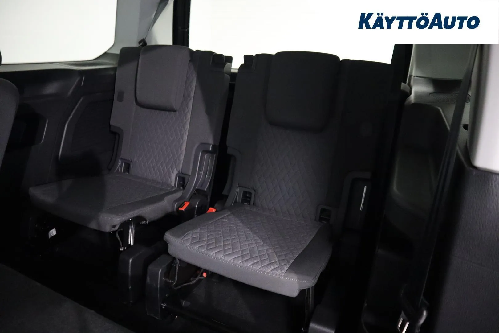 VOLKSWAGEN Caddy FSJ-677 carousel image