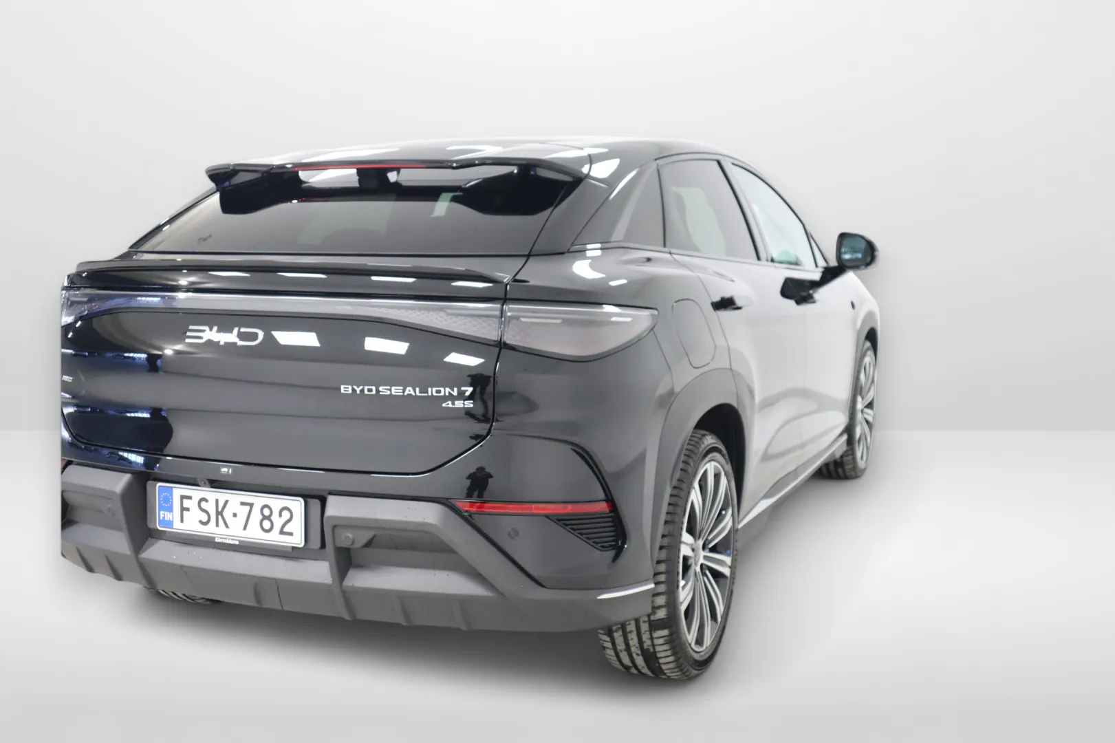 BYD Sealion 7 FSK-782 carousel image