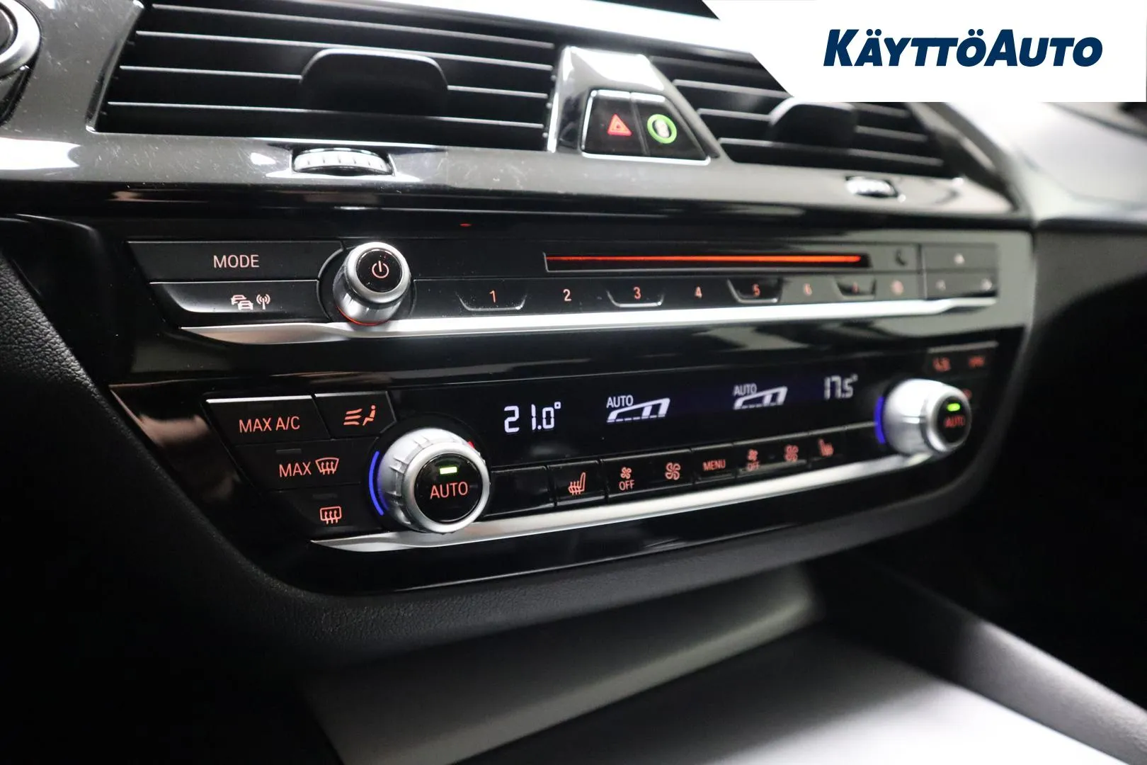 BMW 530 YLF-508 carousel image