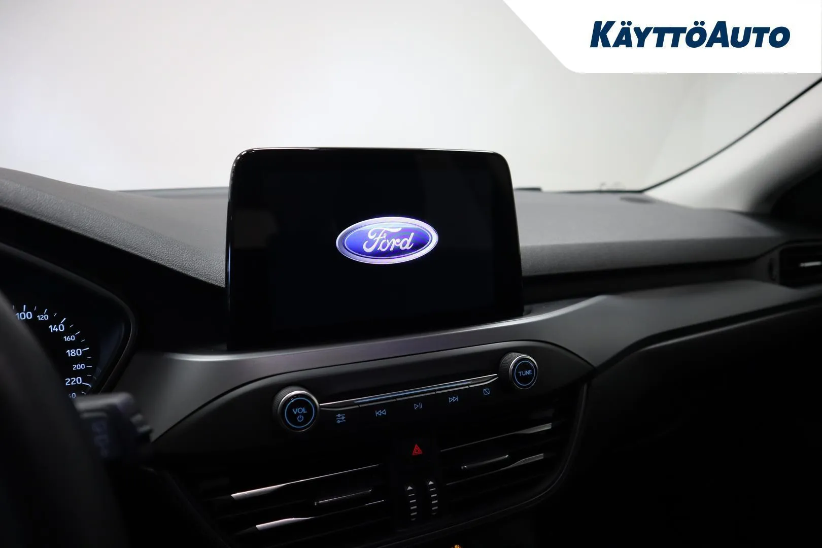 Ford Focus EUJ-870 carousel image