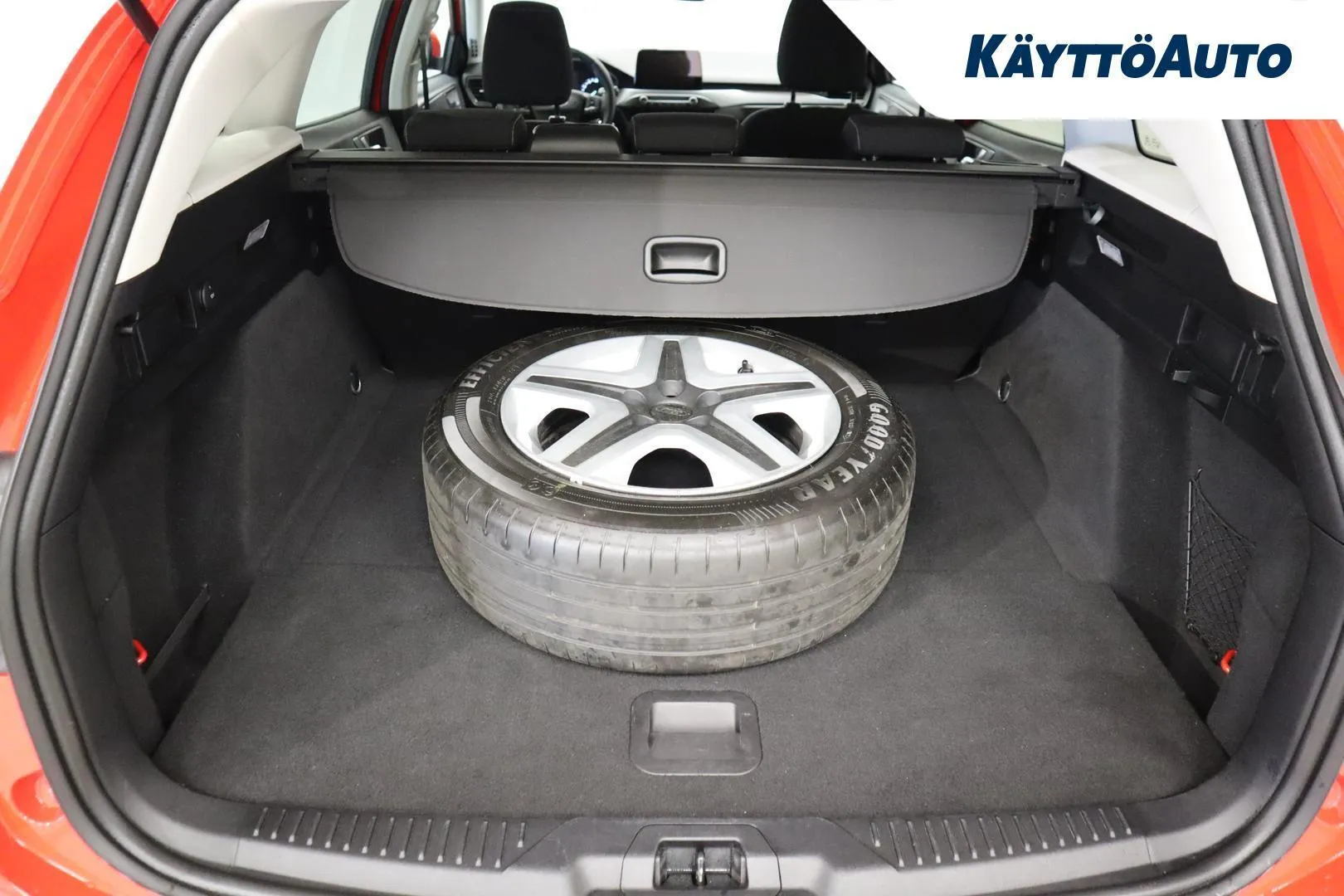 Ford Focus EUJ-870 carousel image