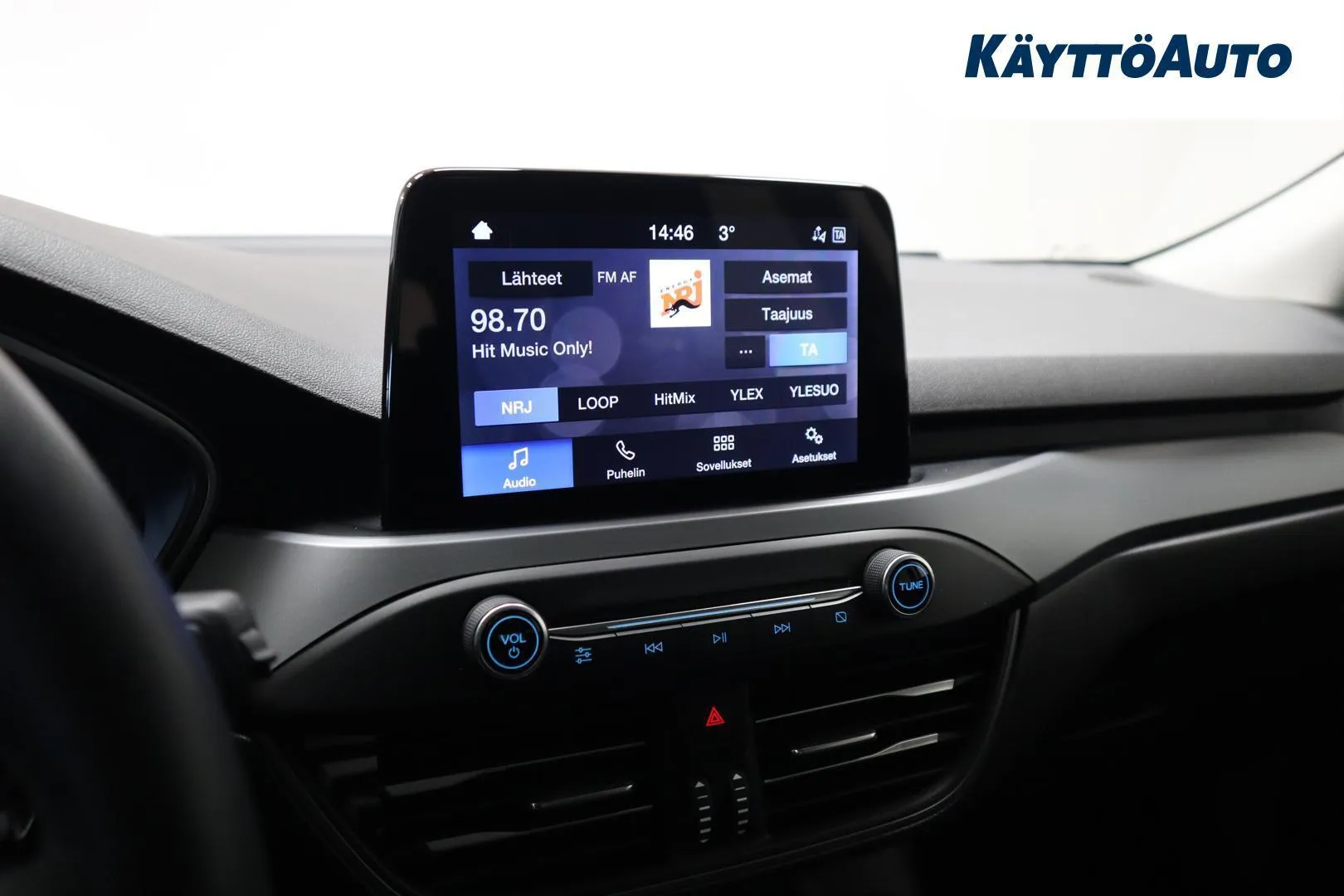 Ford Focus EUJ-870 carousel image