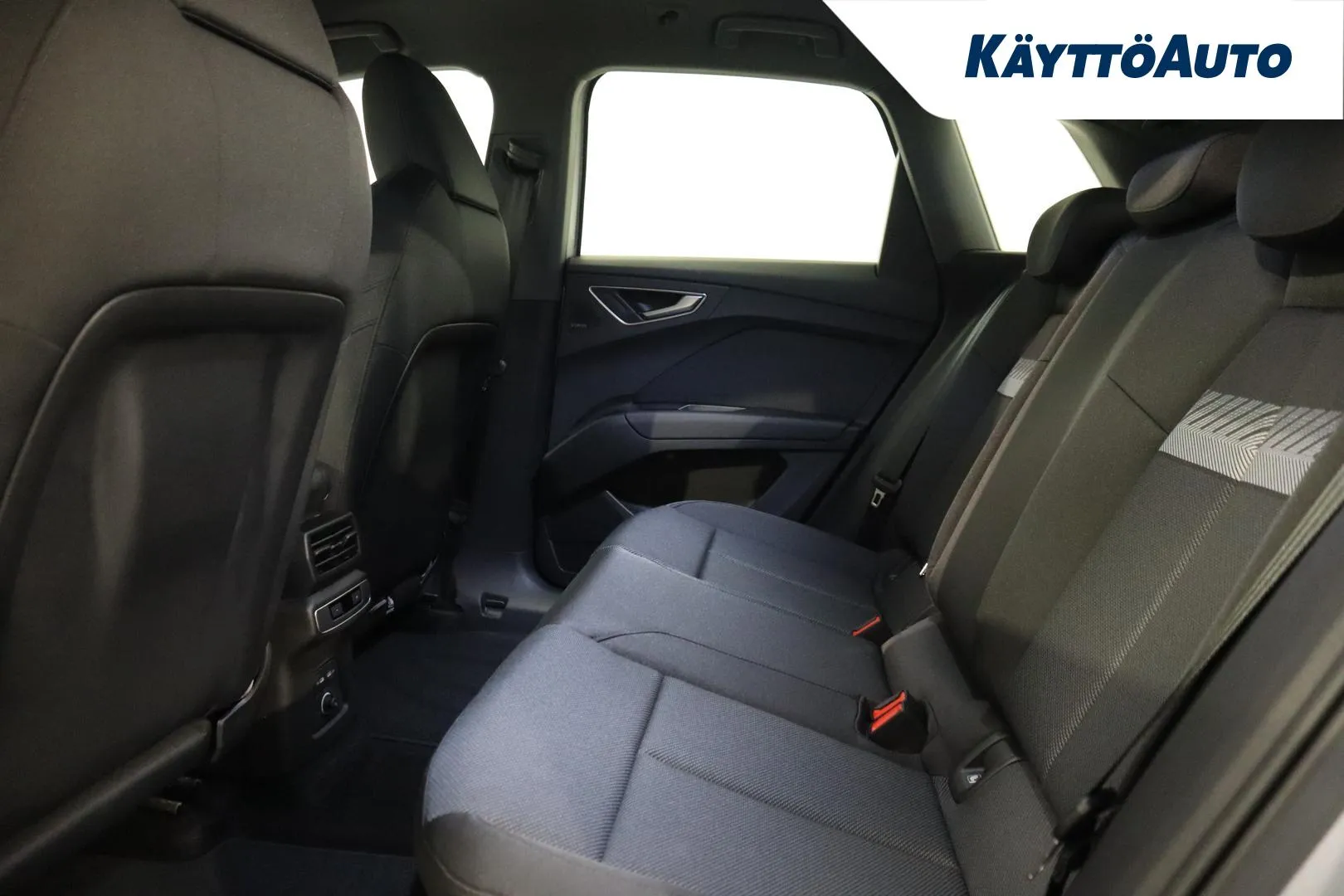 Audi Q4 e-tron NOI-748 carousel image