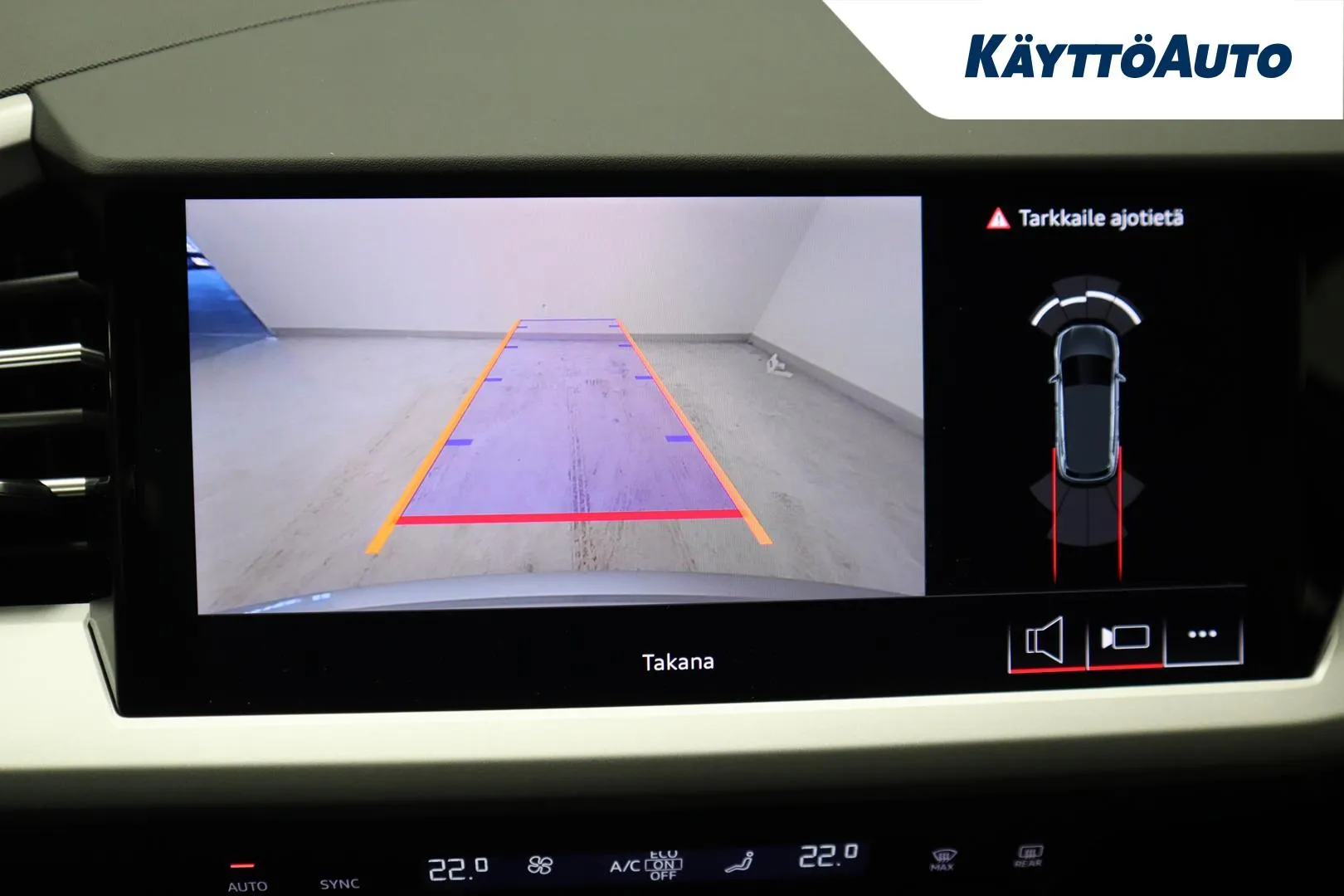 Audi Q4 e-tron NOI-748 carousel image