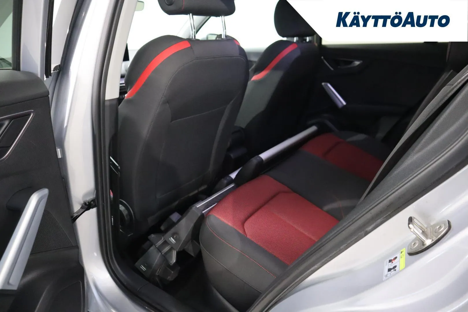 Audi Q2 EPK-588 carousel image