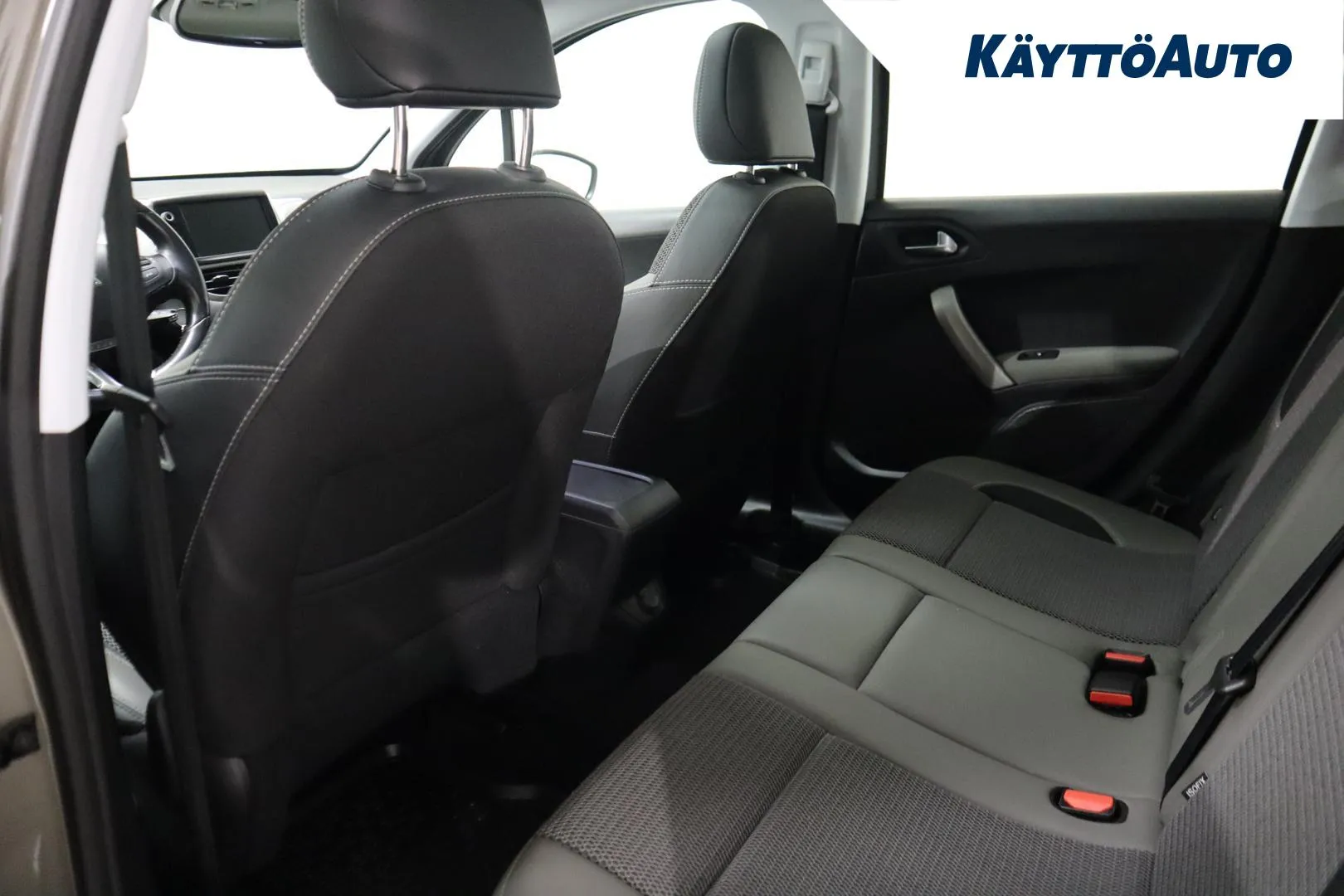 PEUGEOT 2008 RTJ-649 carousel image