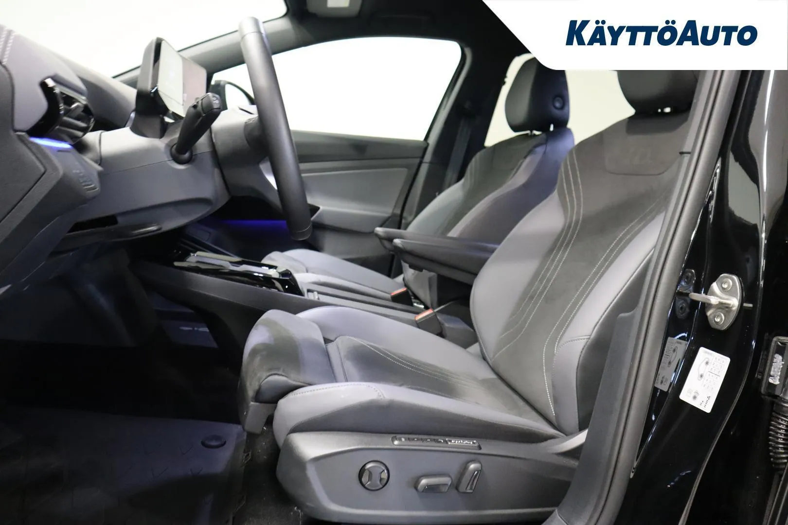 Volkswagen ID.4 MRP-998 carousel image