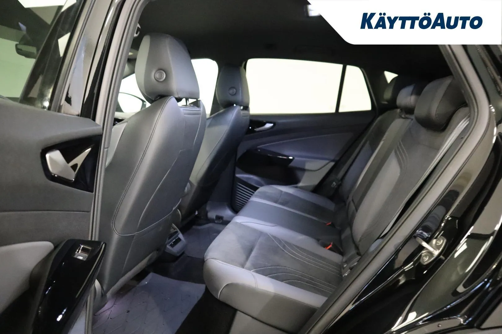 Volkswagen ID.4 MRP-998 carousel image