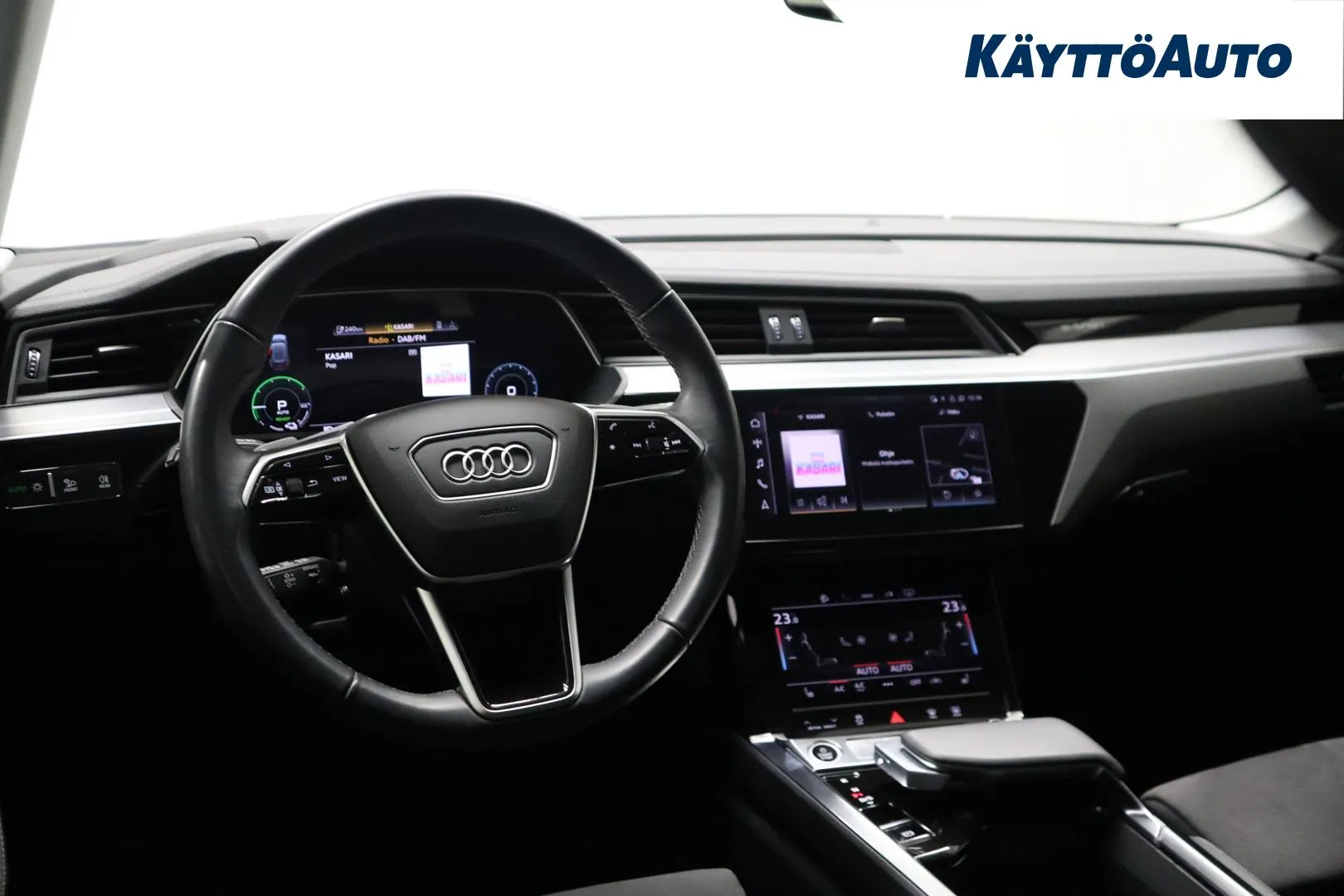 Audi Q8 e-tron EUR-767 carousel image
