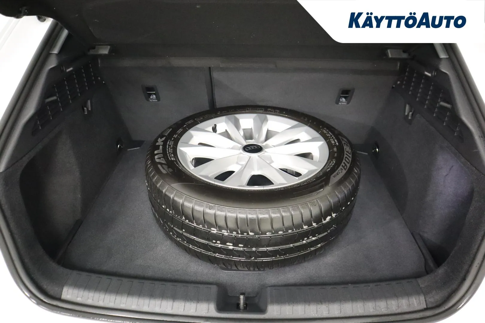 AUDI A3 JNN-461 carousel image