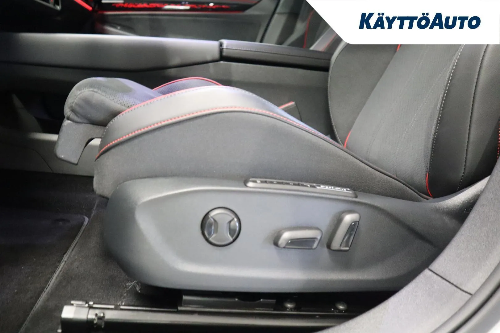 Volkswagen ID.7 RXS-380 carousel image