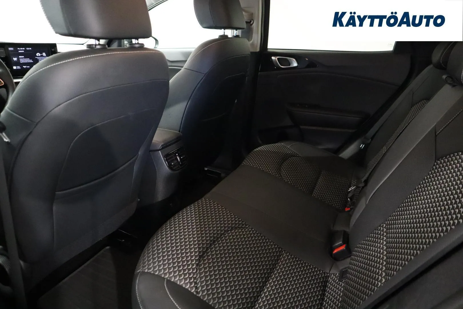 Kia XCeed IRC-719 carousel image