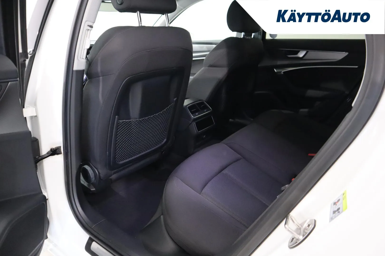 AUDI A6 CPO-400 carousel image