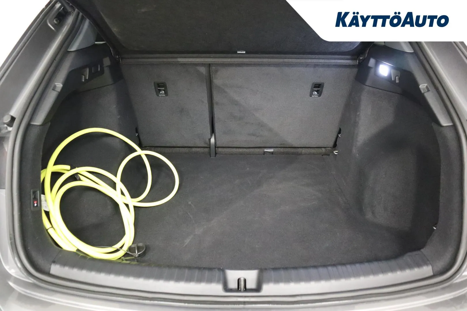 Audi Q4 e-tron SZH-323 carousel image