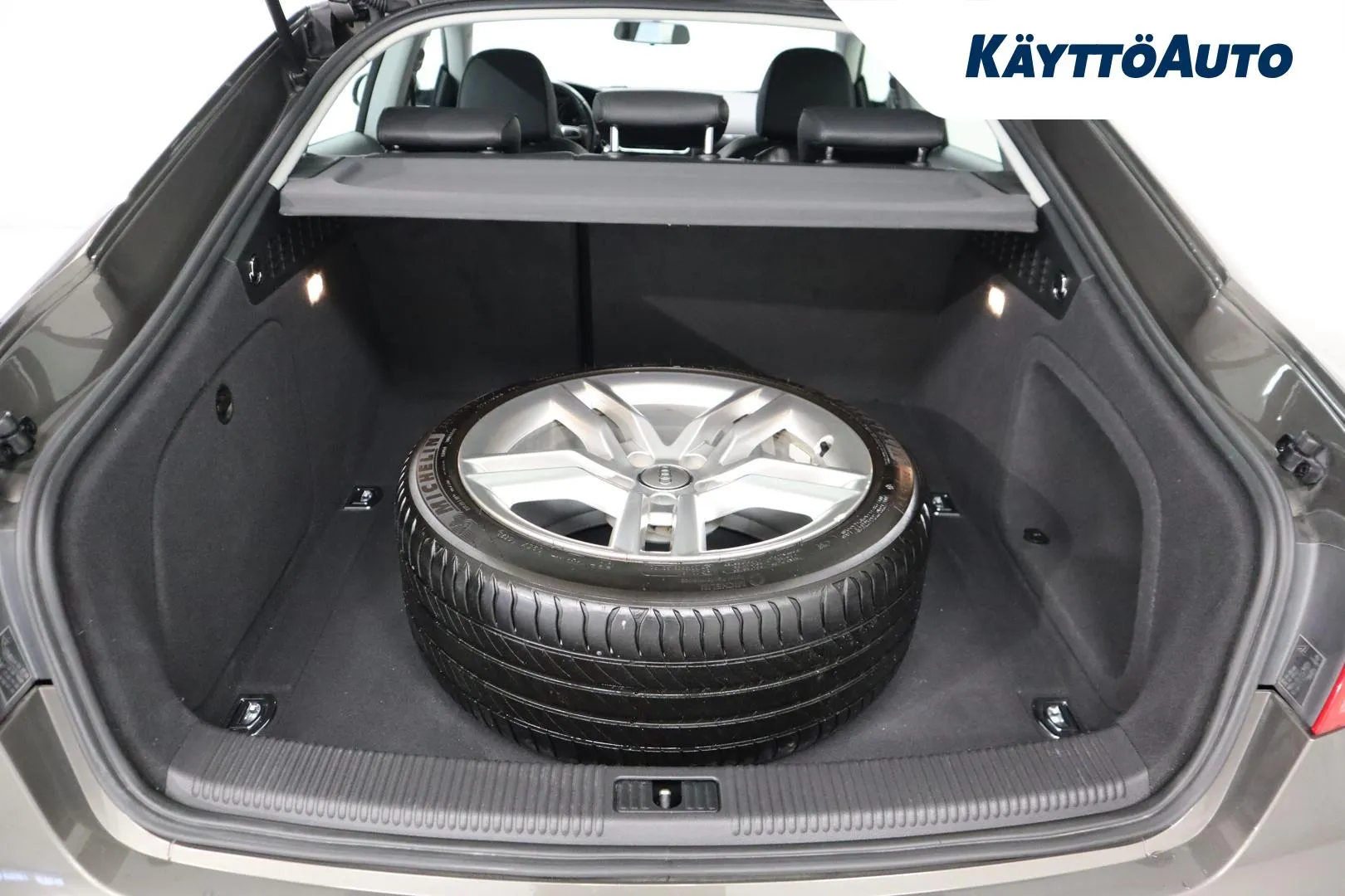 Audi A5 FLM-189 carousel image