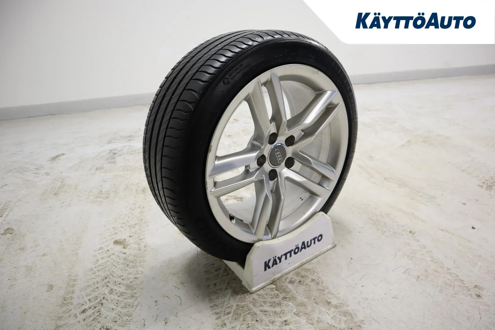 Audi A5 FLM-189 carousel image