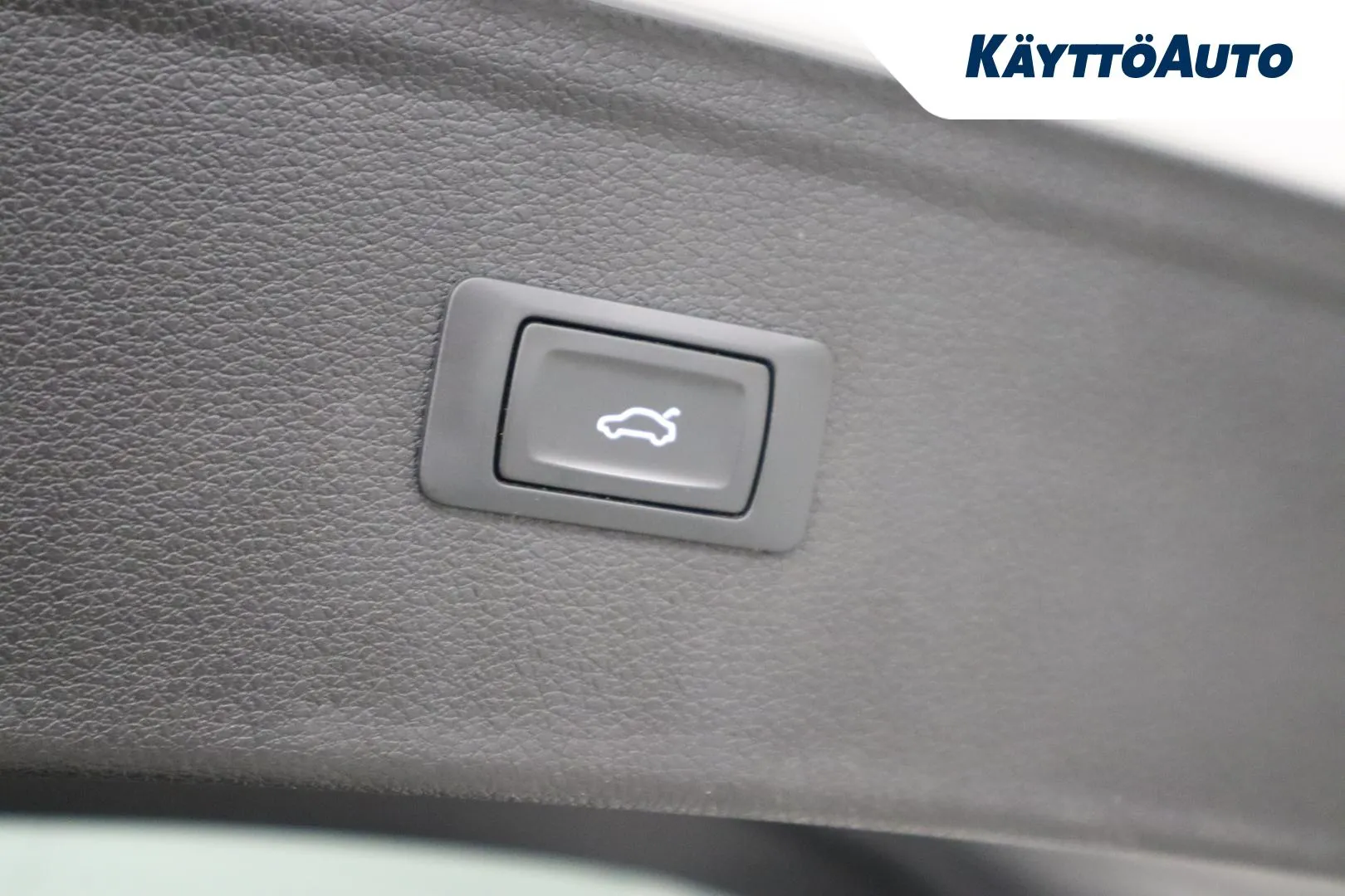 Audi Q5 YYB-538 carousel image